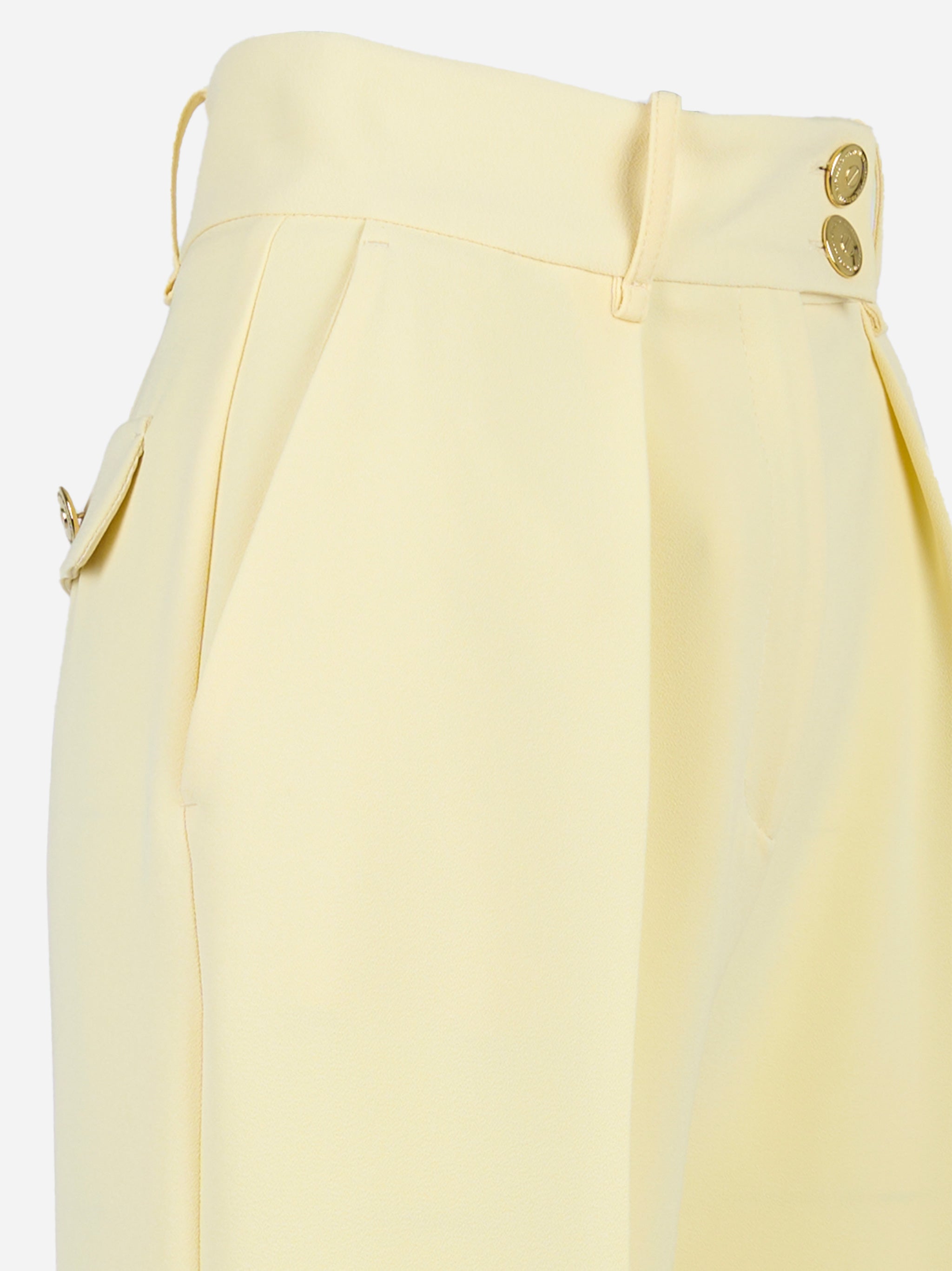 Pantaloni in crepe con bottoni dorati Giallo