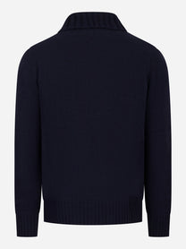 Maglia con colletto in lana