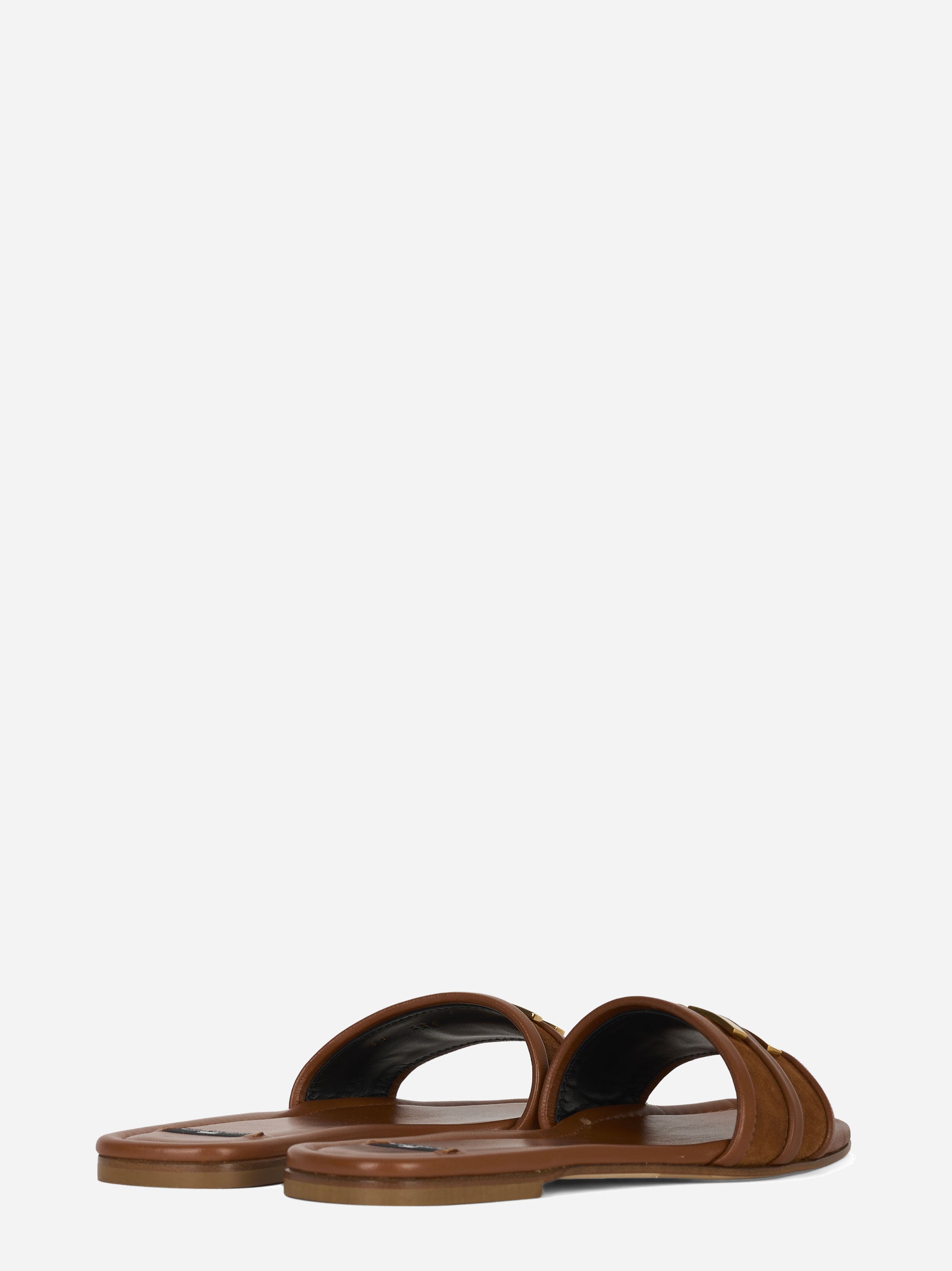 Sandalo flat in pelle con dettaglio logo marrone