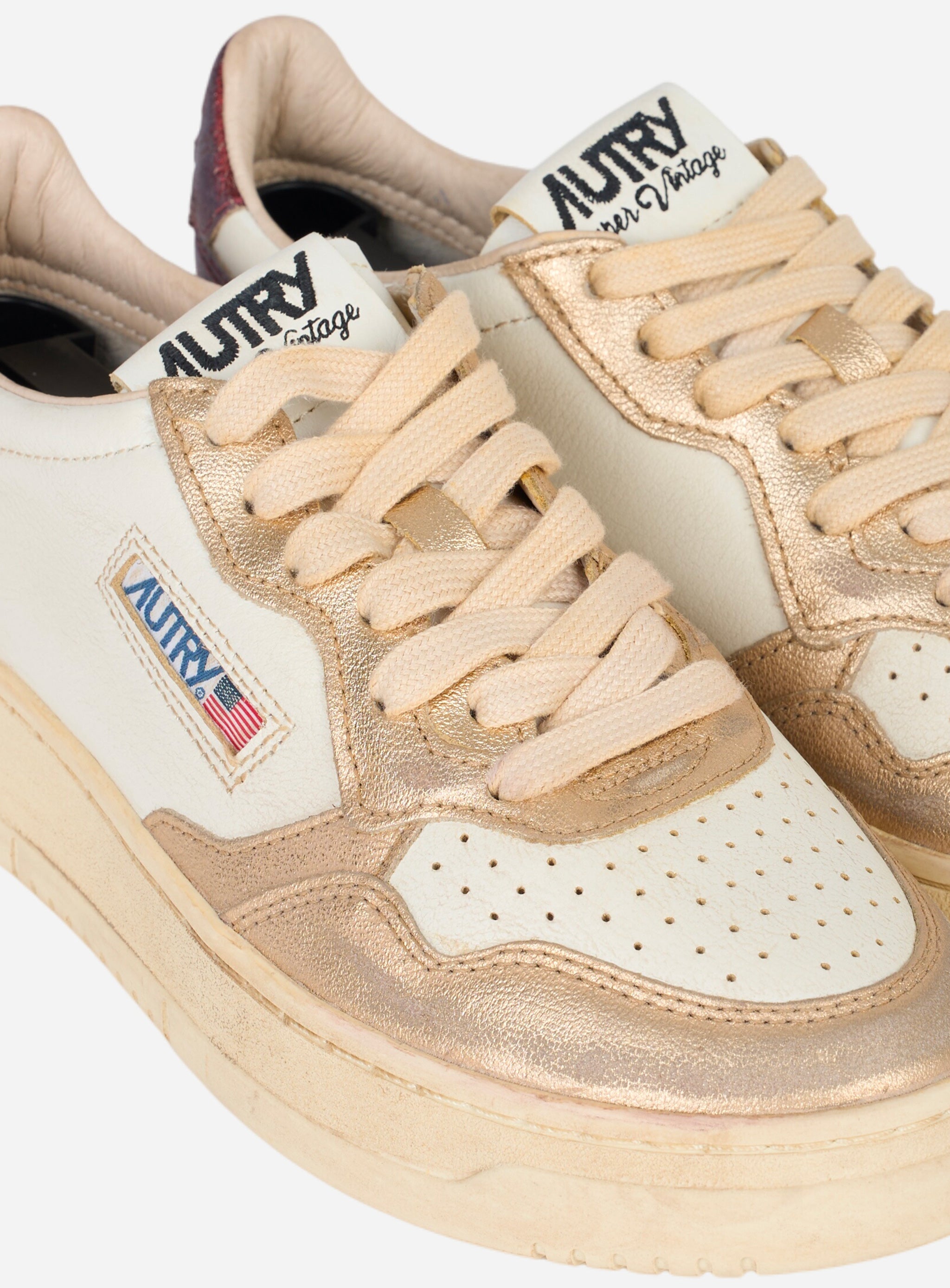 SNEAKERS MEDALIST LOW SUPER VINTAGE IN PELLE SPAZZOLATA COLORE Platino