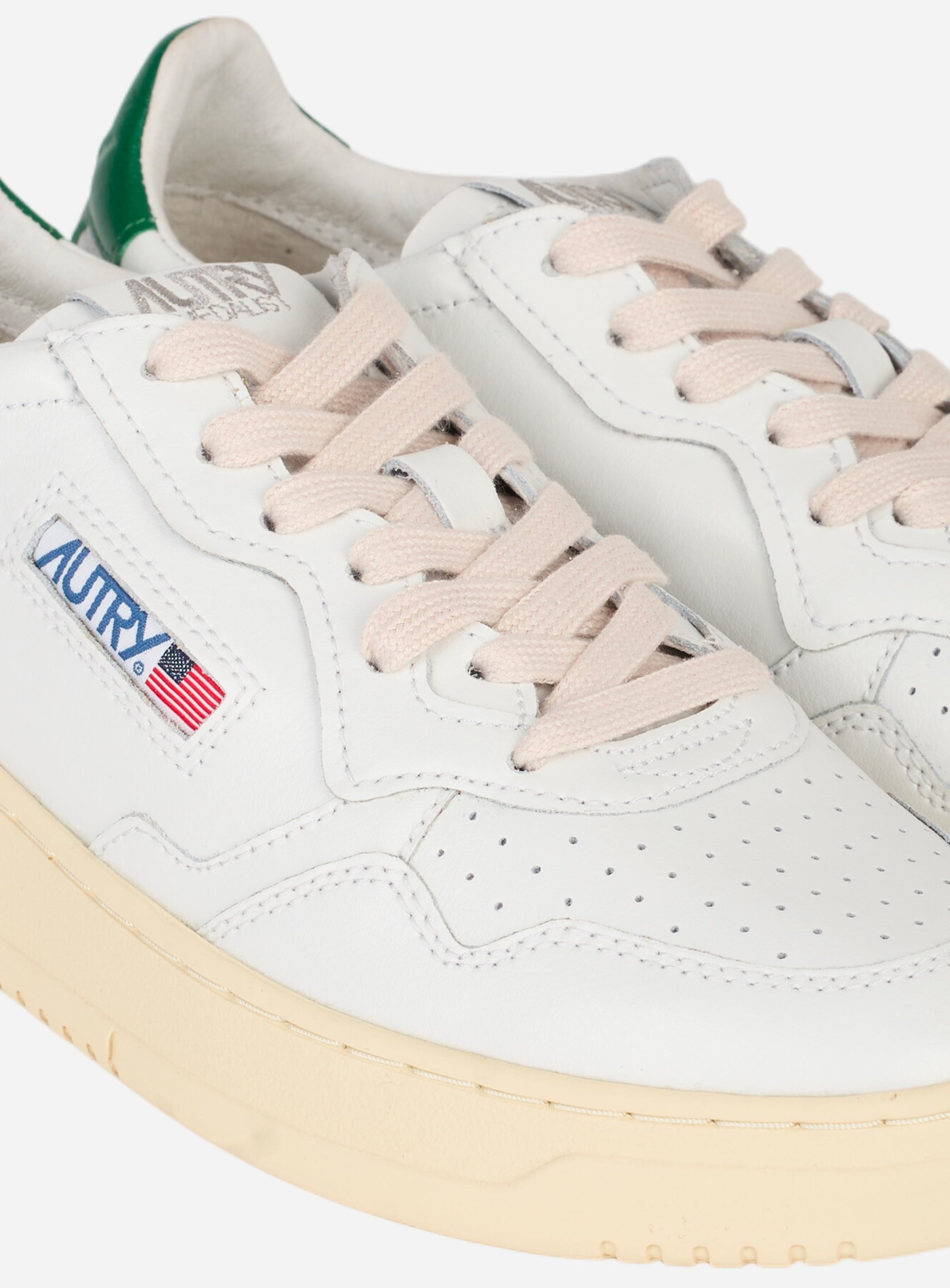 SNEAKERS MEDALIST LOW IN PELLE BIANCA CON TALLONCINO COLOR Verde