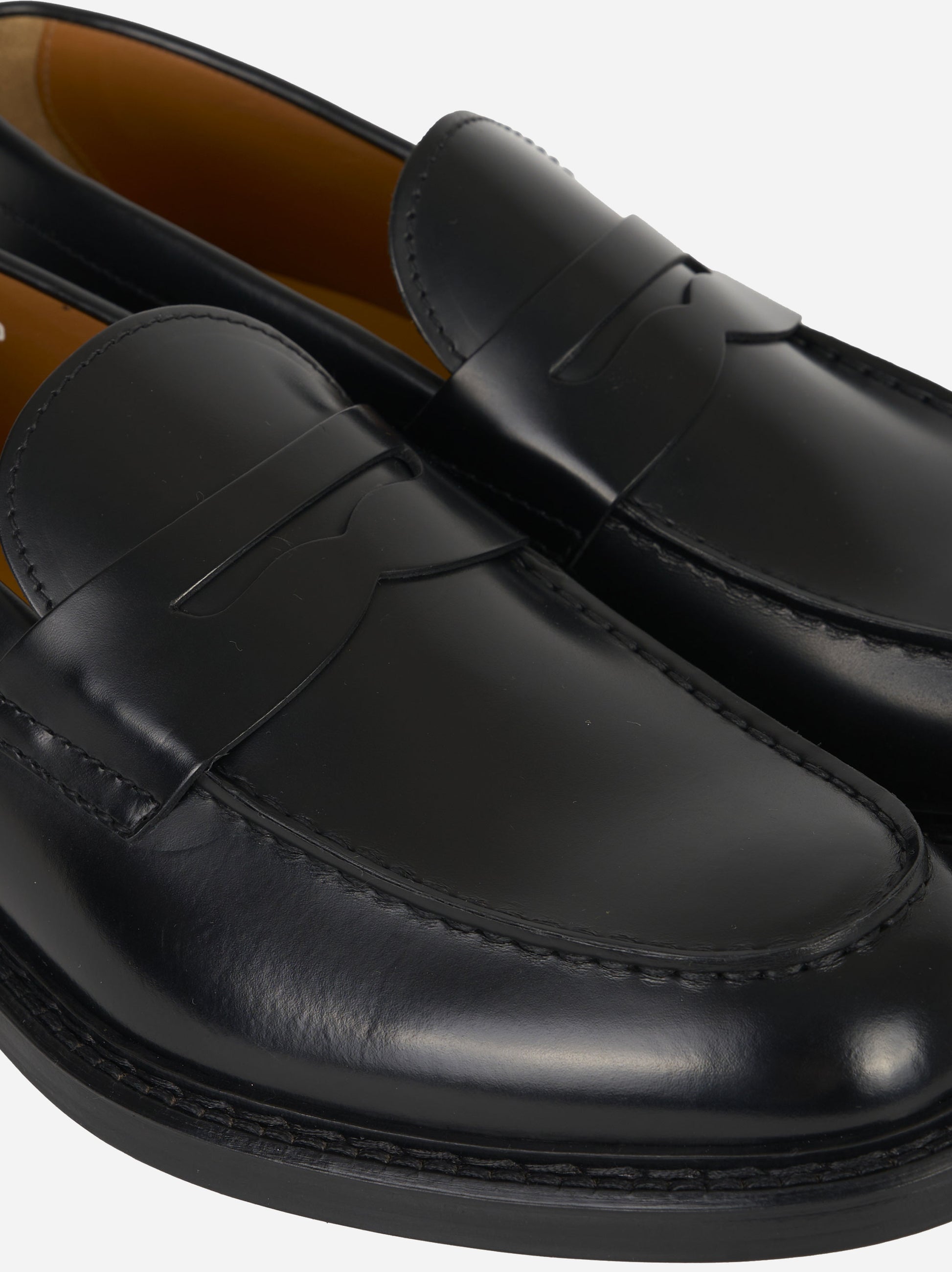 Mocassino in pelle con fondo cuoio Nero