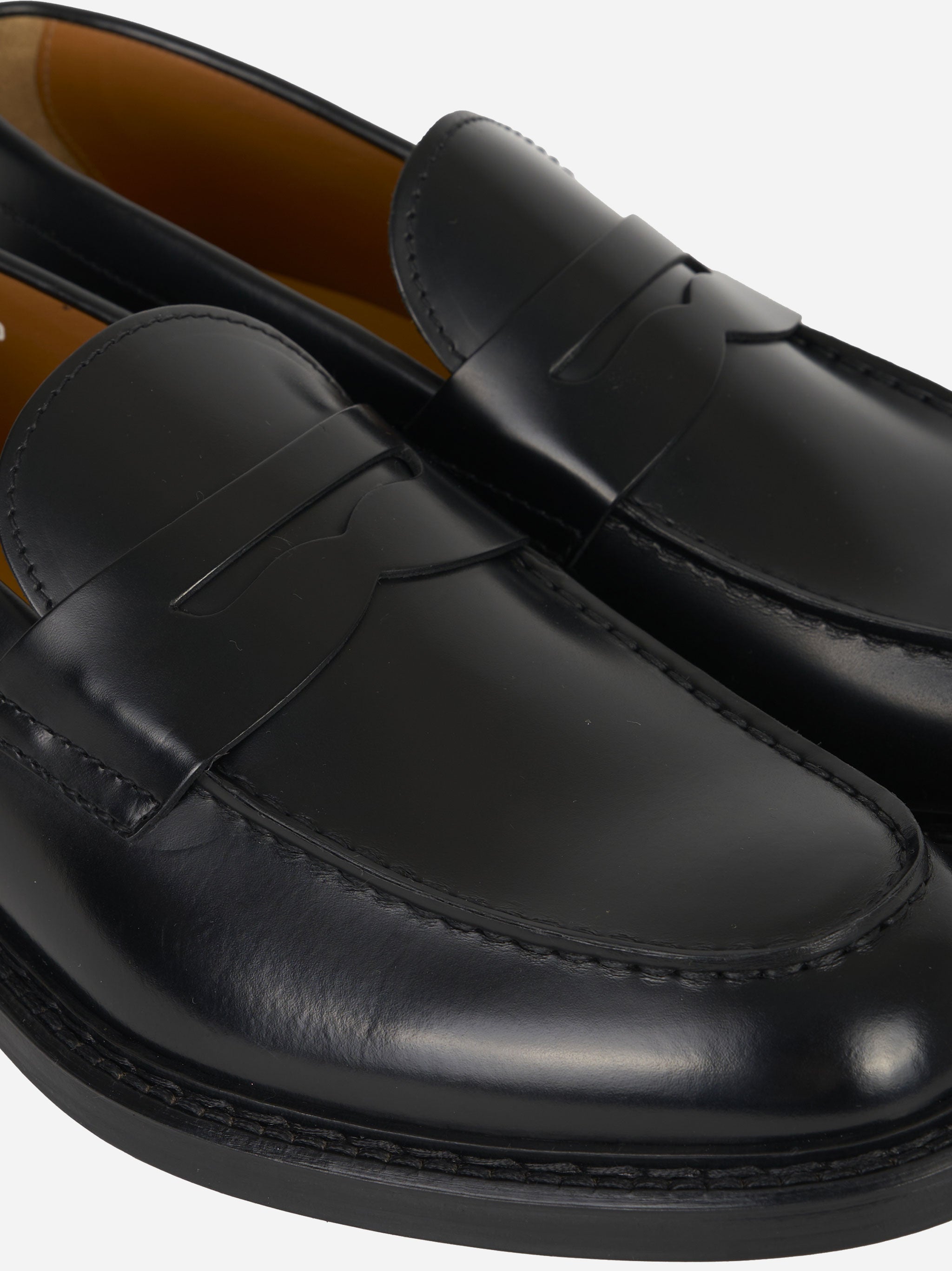 Mocassino in pelle con fondo cuoio Nero