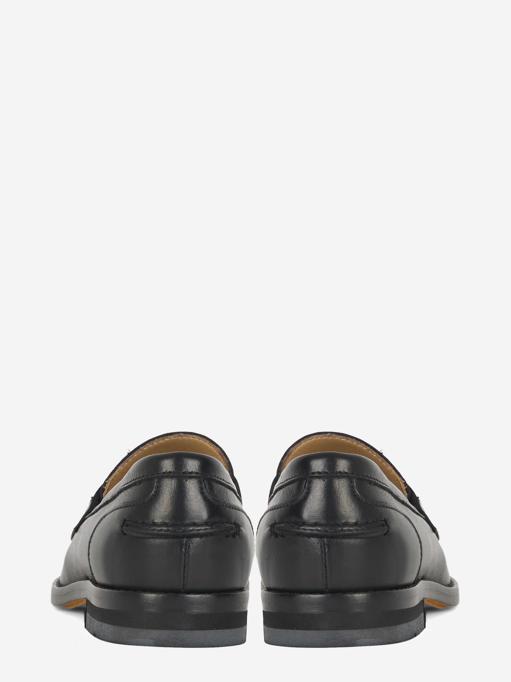 Mocassino in pelle con fascia in monile Nero