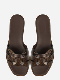 Ciabatta flat con stampa pitone nei toni del marrone