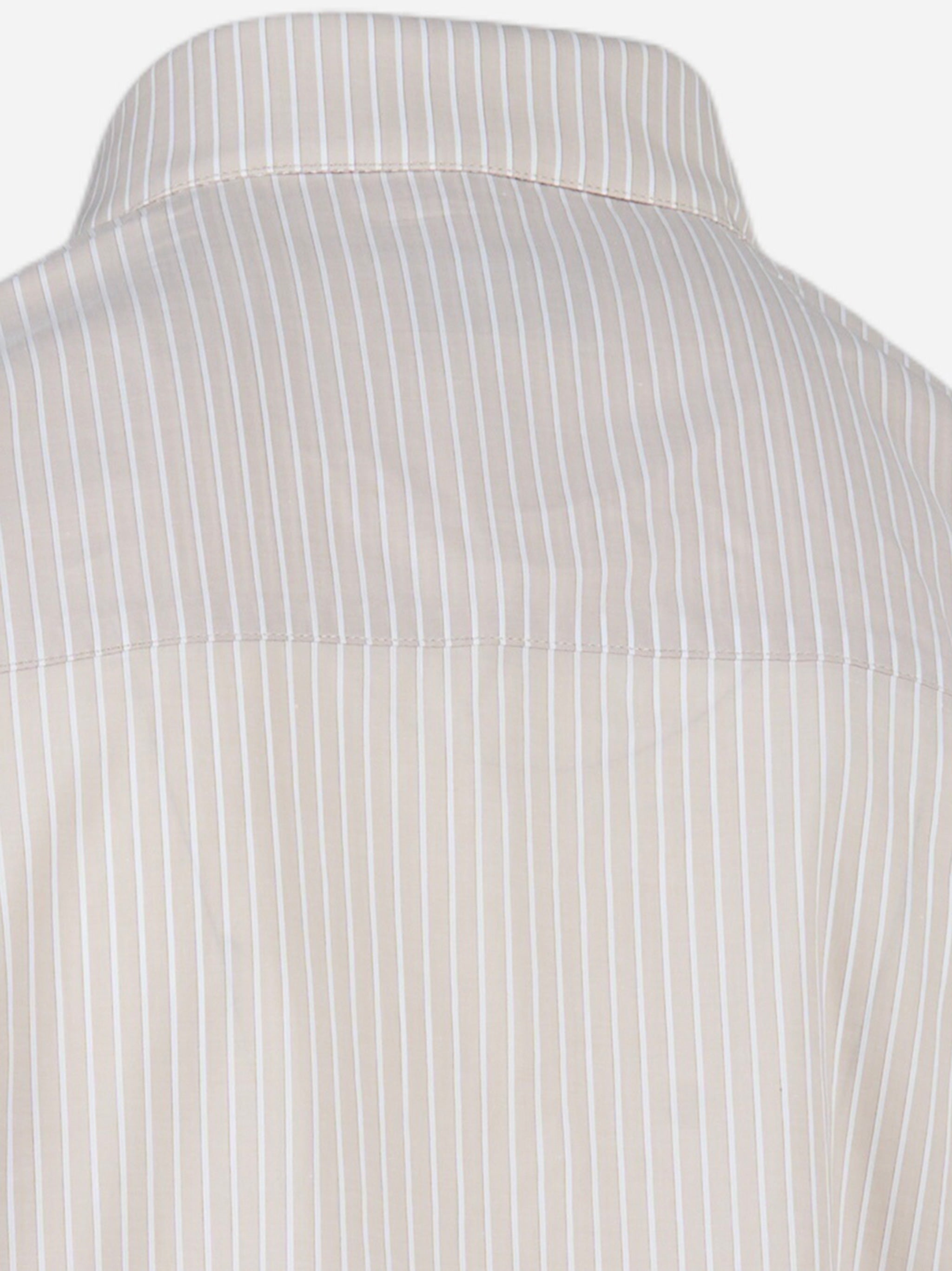 Camicia oversize con motivo a
righe Beige