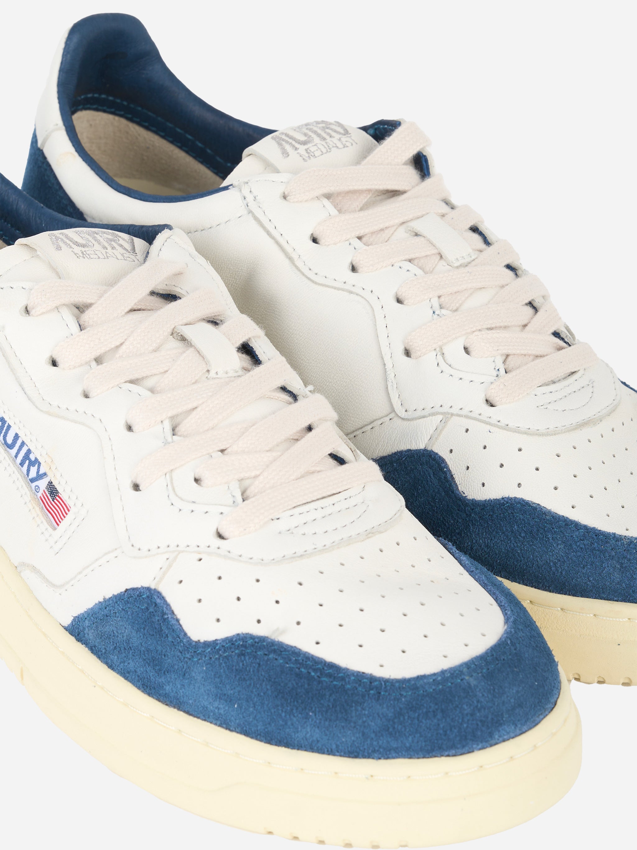 SNEAKERS MEDALIST LOW IN PELLE BIANCA E SUEDE Blu