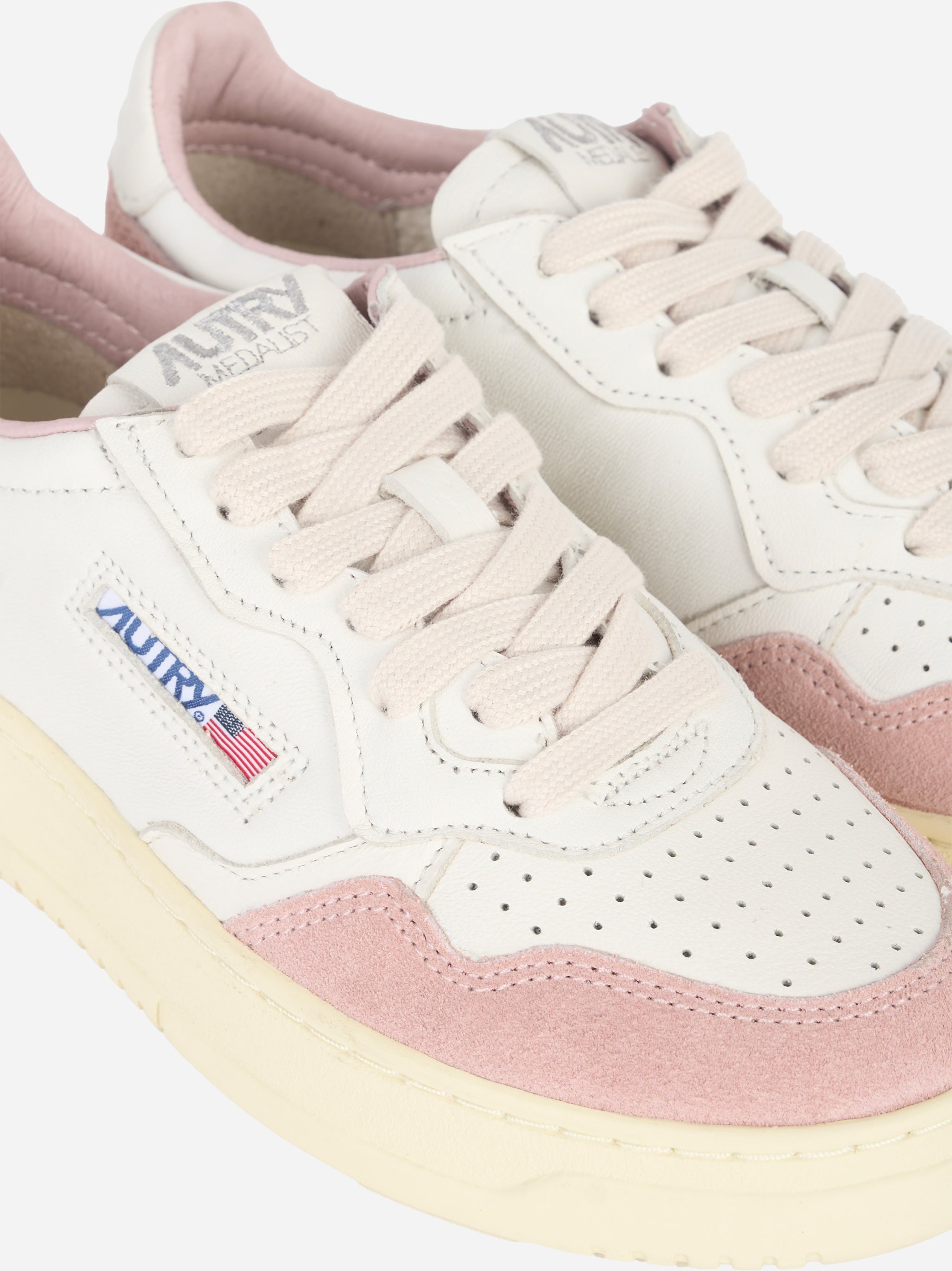 SNEAKERS MEDALIST LOW IN PELLE E SUEDE COLORE BIANCO E Rosa