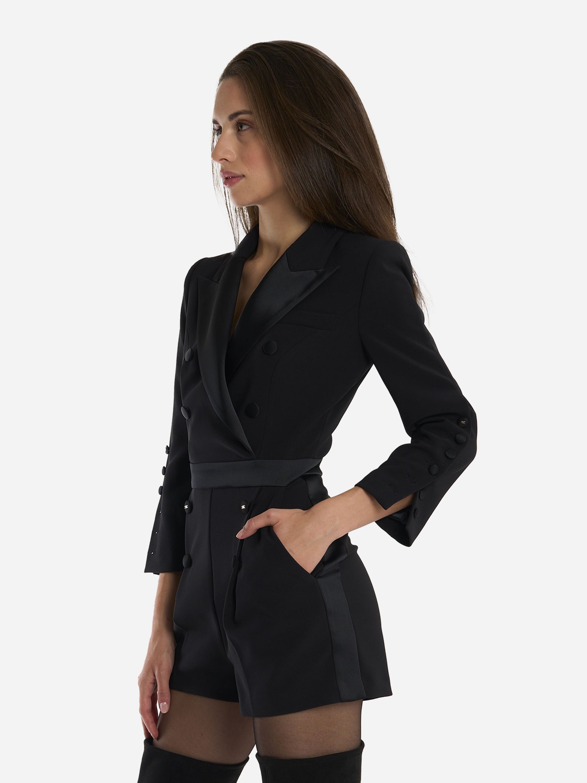 Tuta in crepe leggero con dettagli smoking Nero
