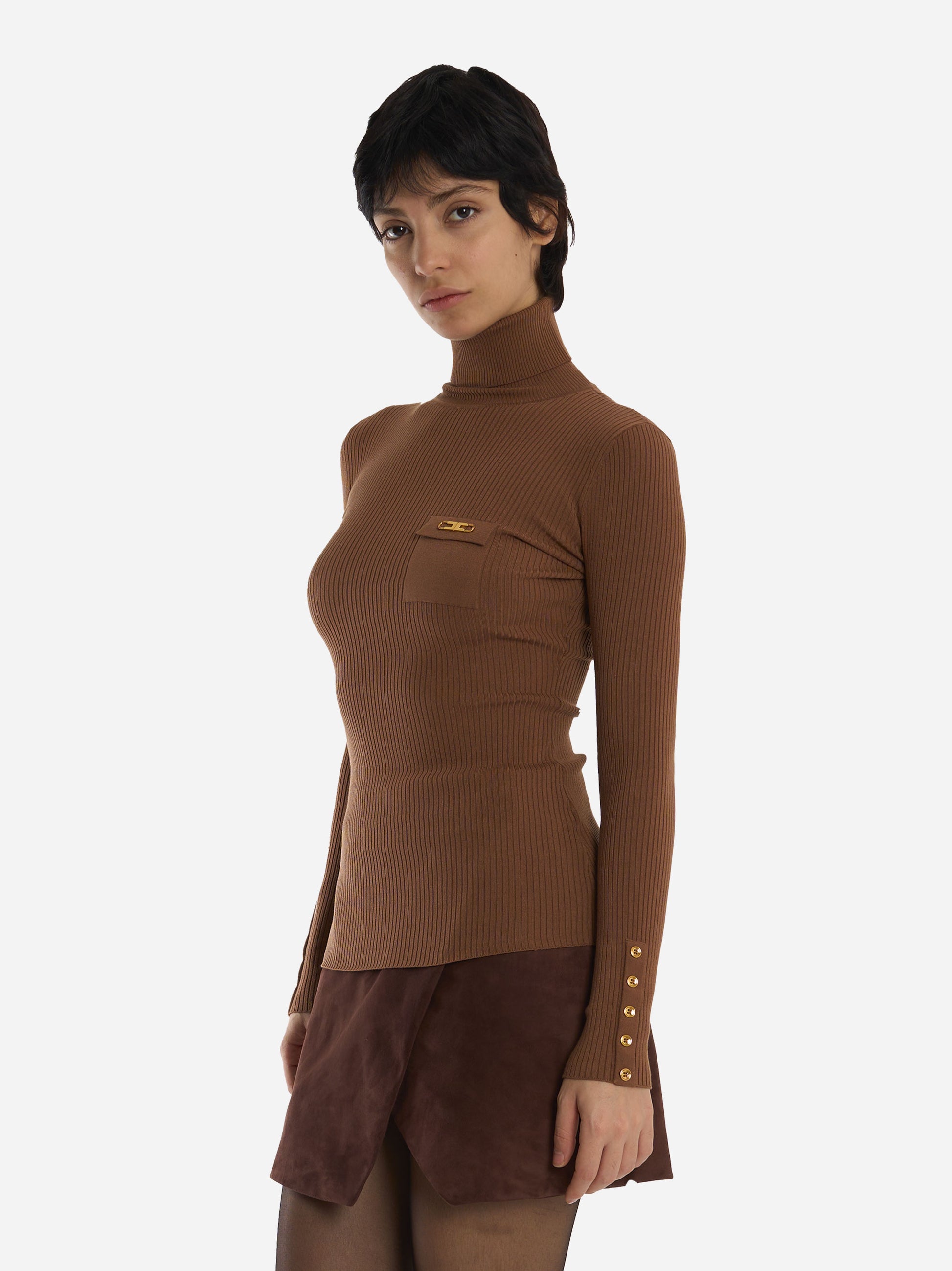Maglia a costine con taschino Marrone