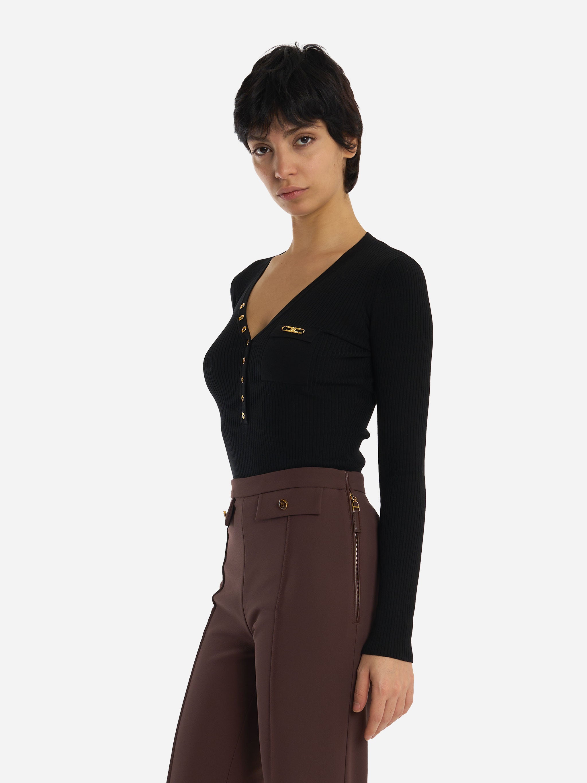 Maglia a costine con taschino Nera