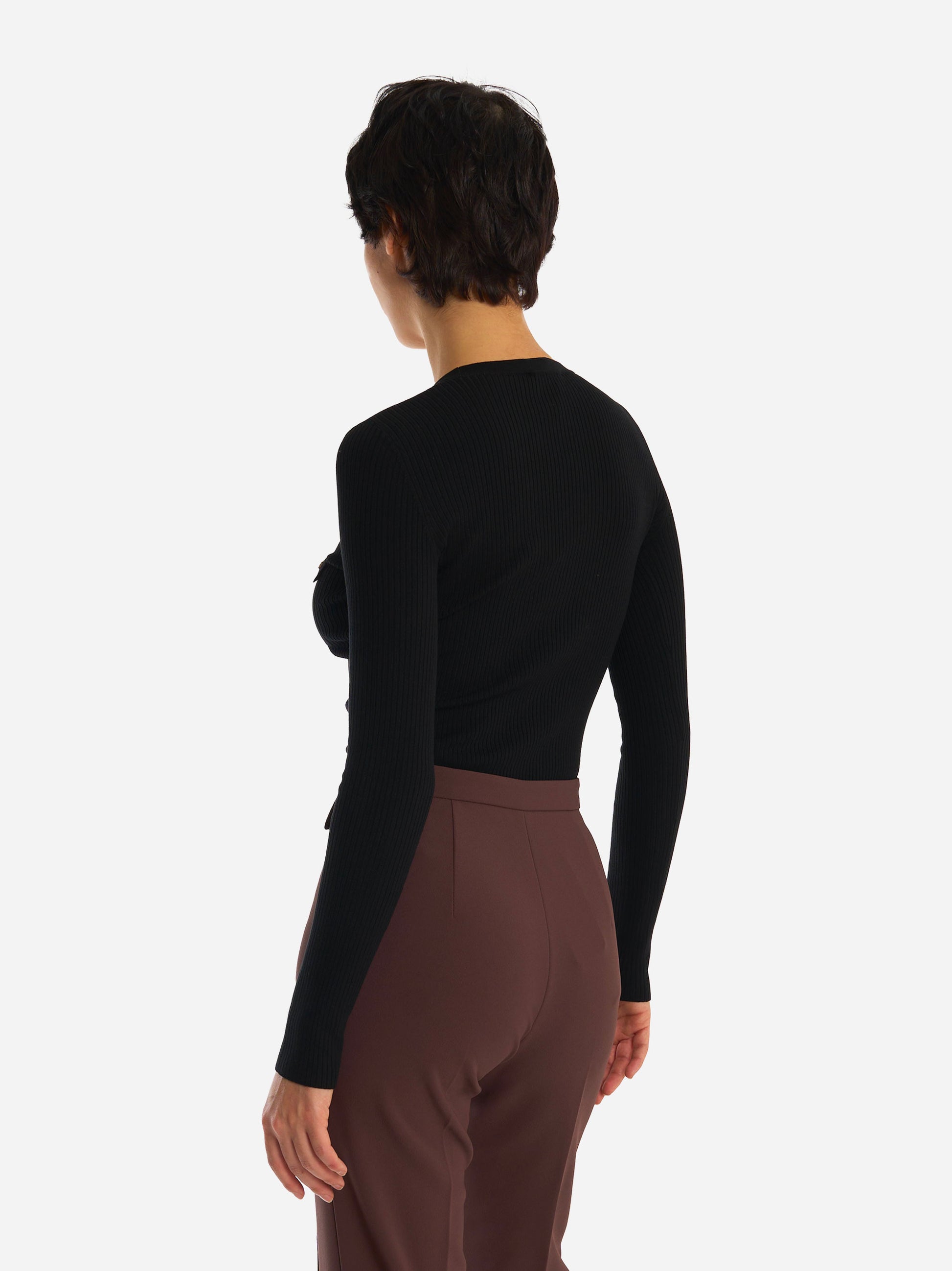 Maglia a costine con taschino Nera
