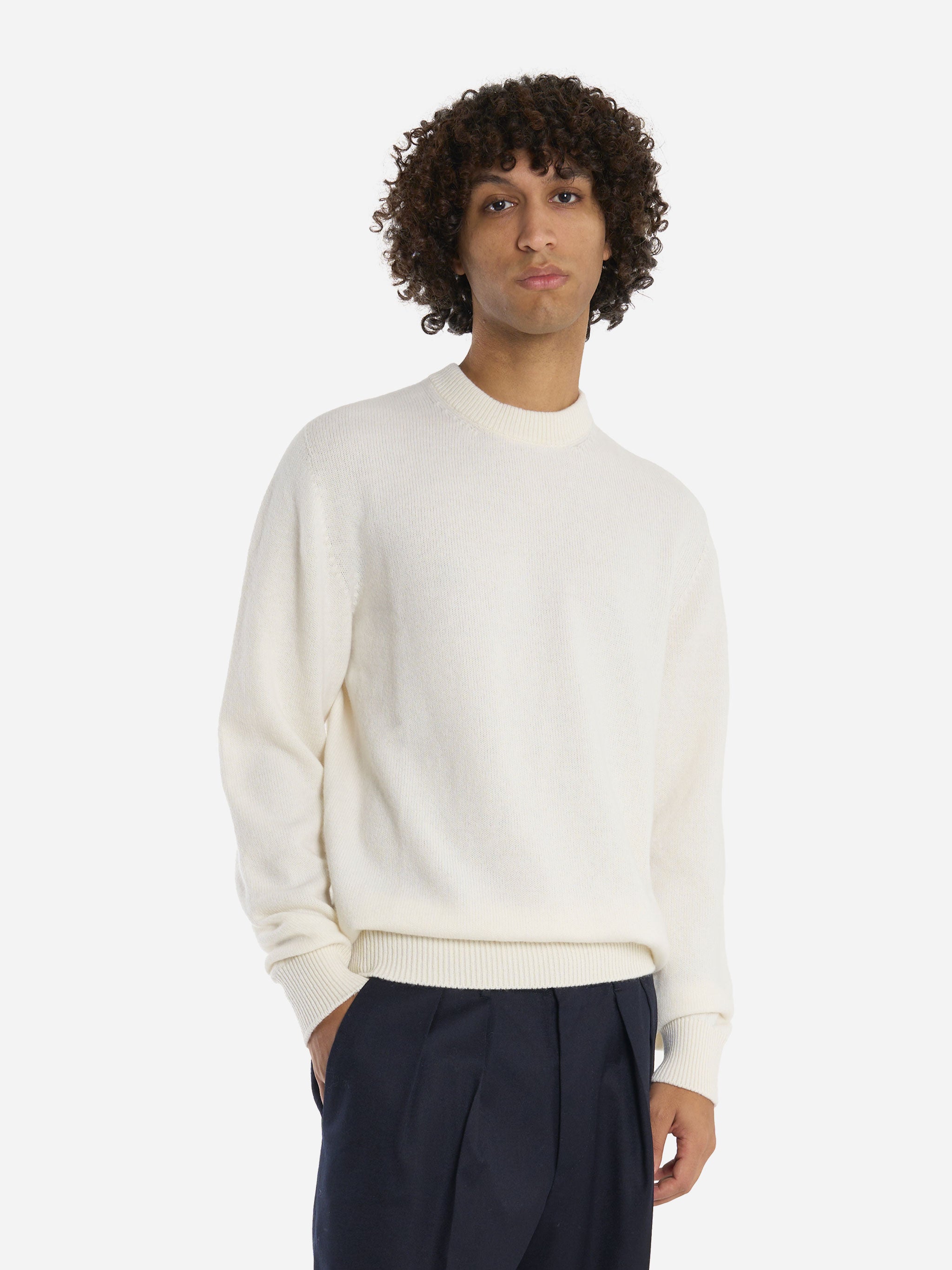 Maglia girocollo in lana merinos e cashmere Bianca