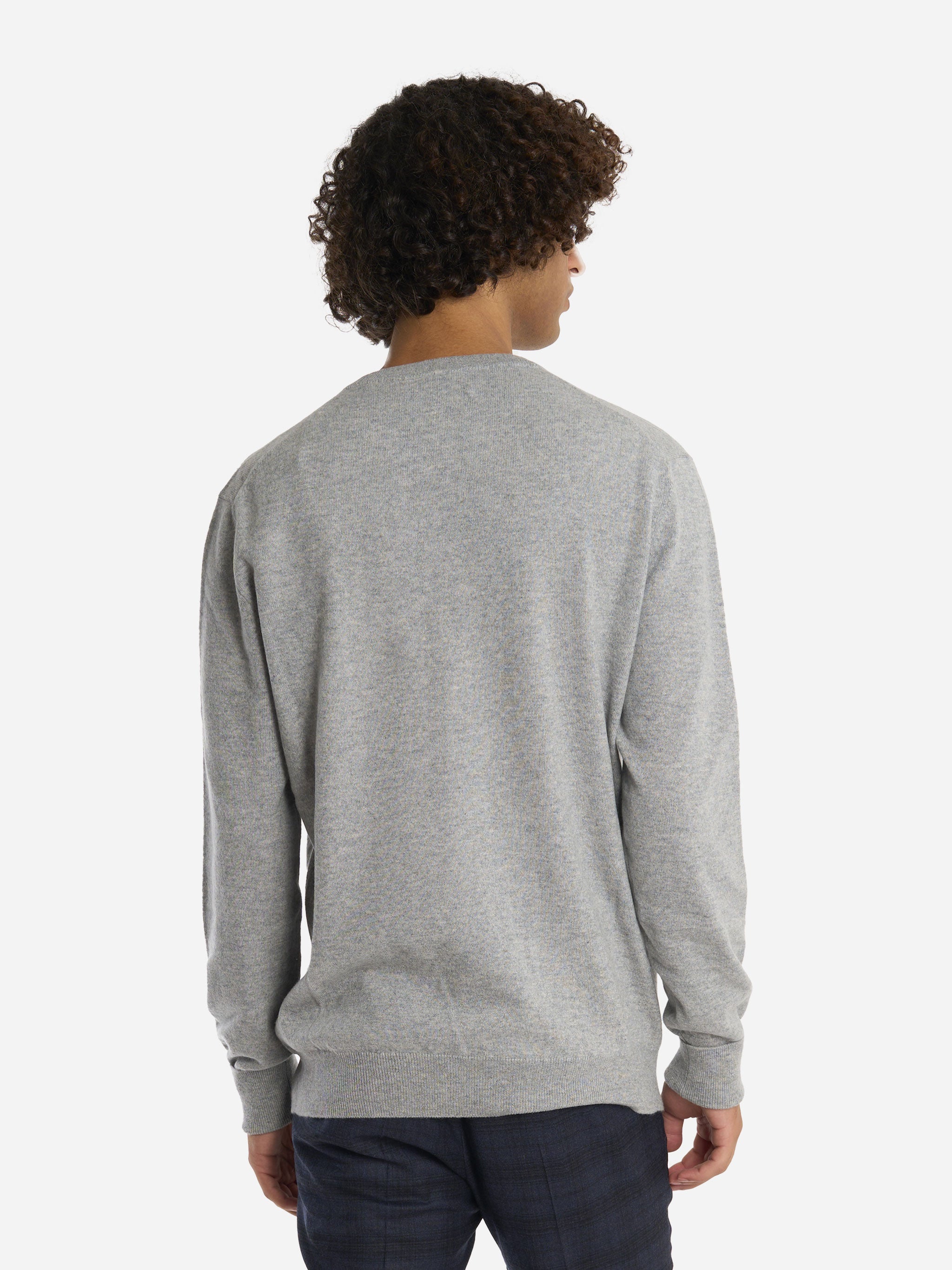 Maglia girocollo in cashmere grigia