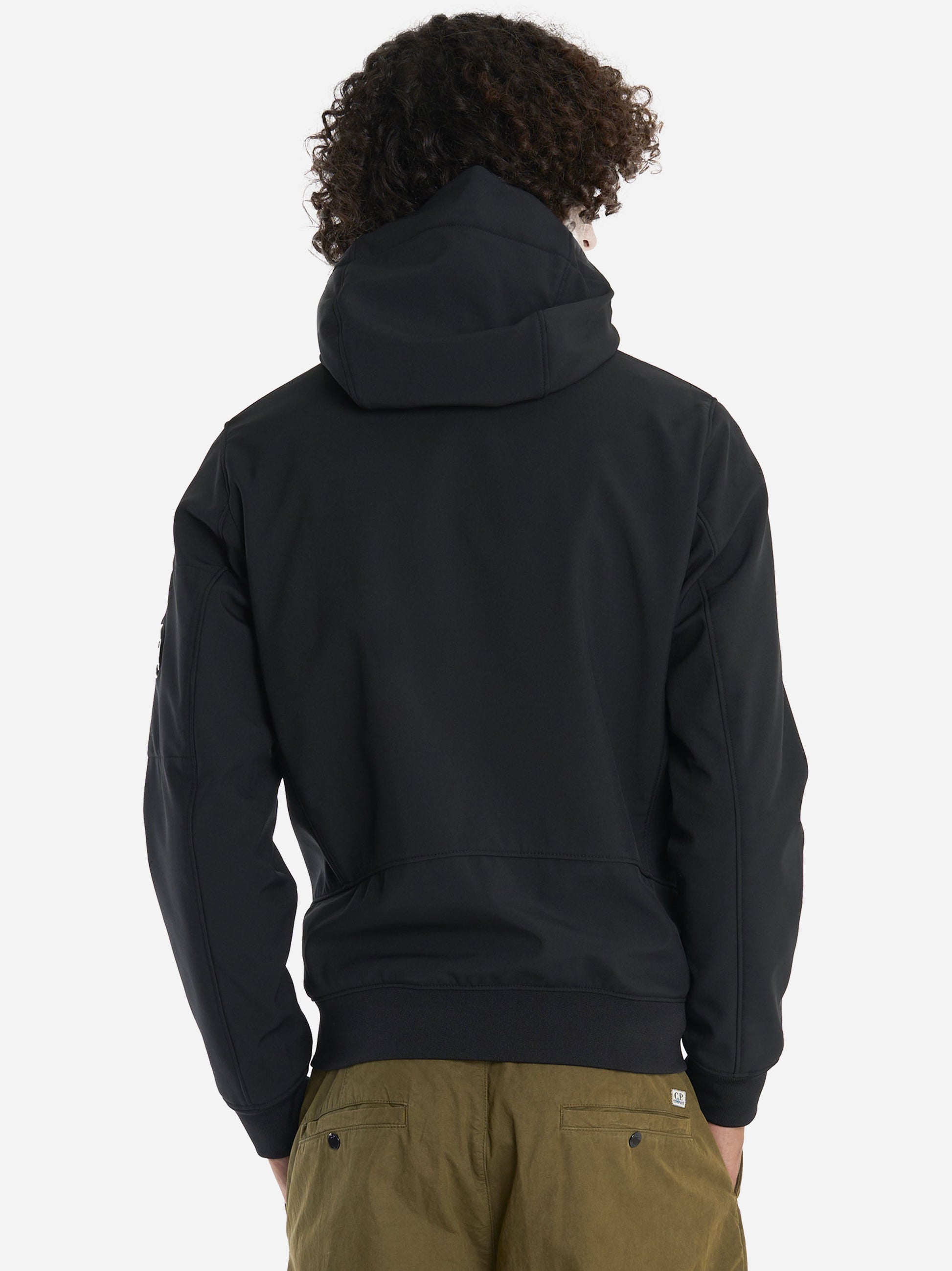 Giacca con cappuccio in soft shell nera