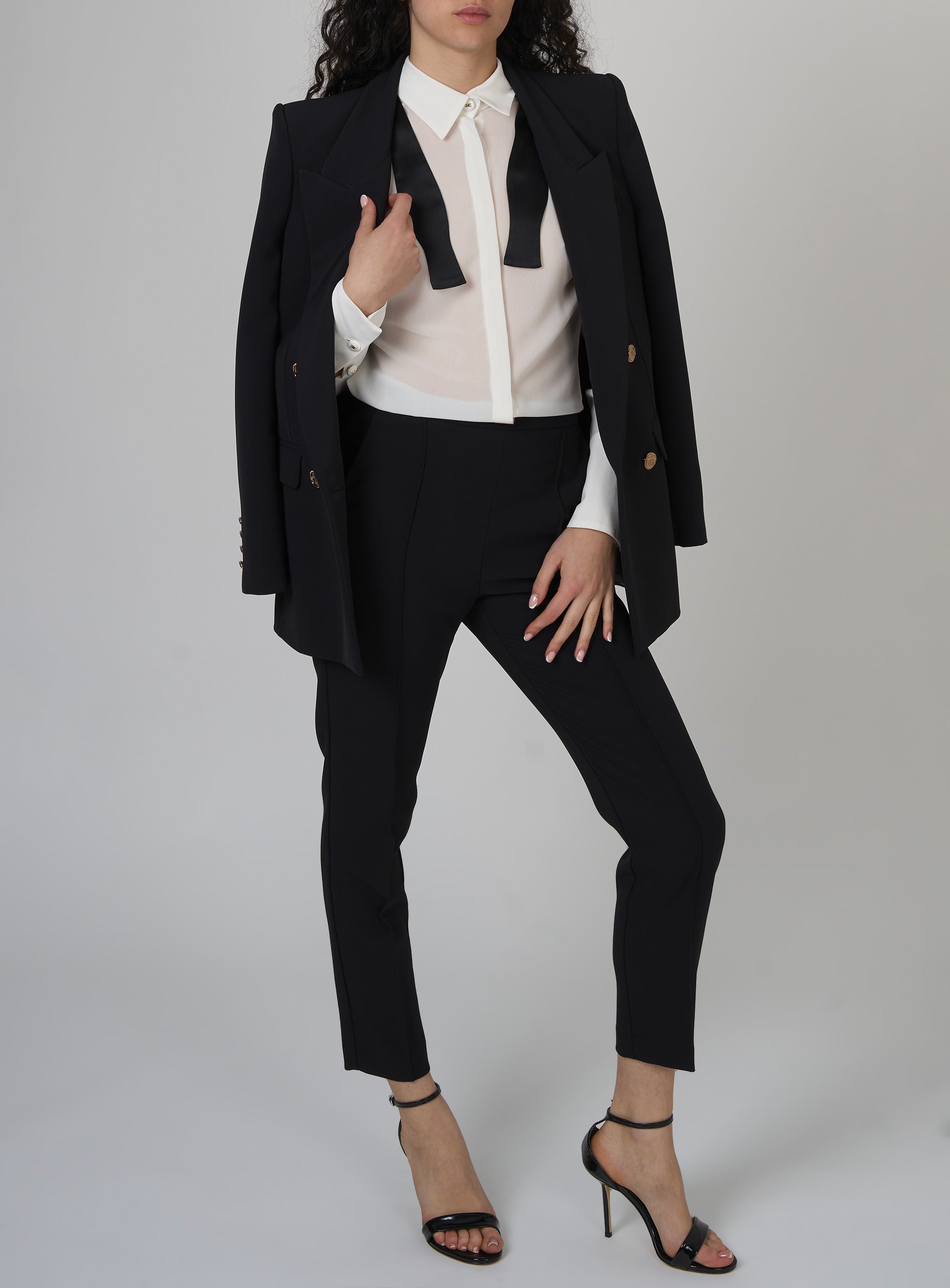 Camicia in georgette con cravattino Bianco