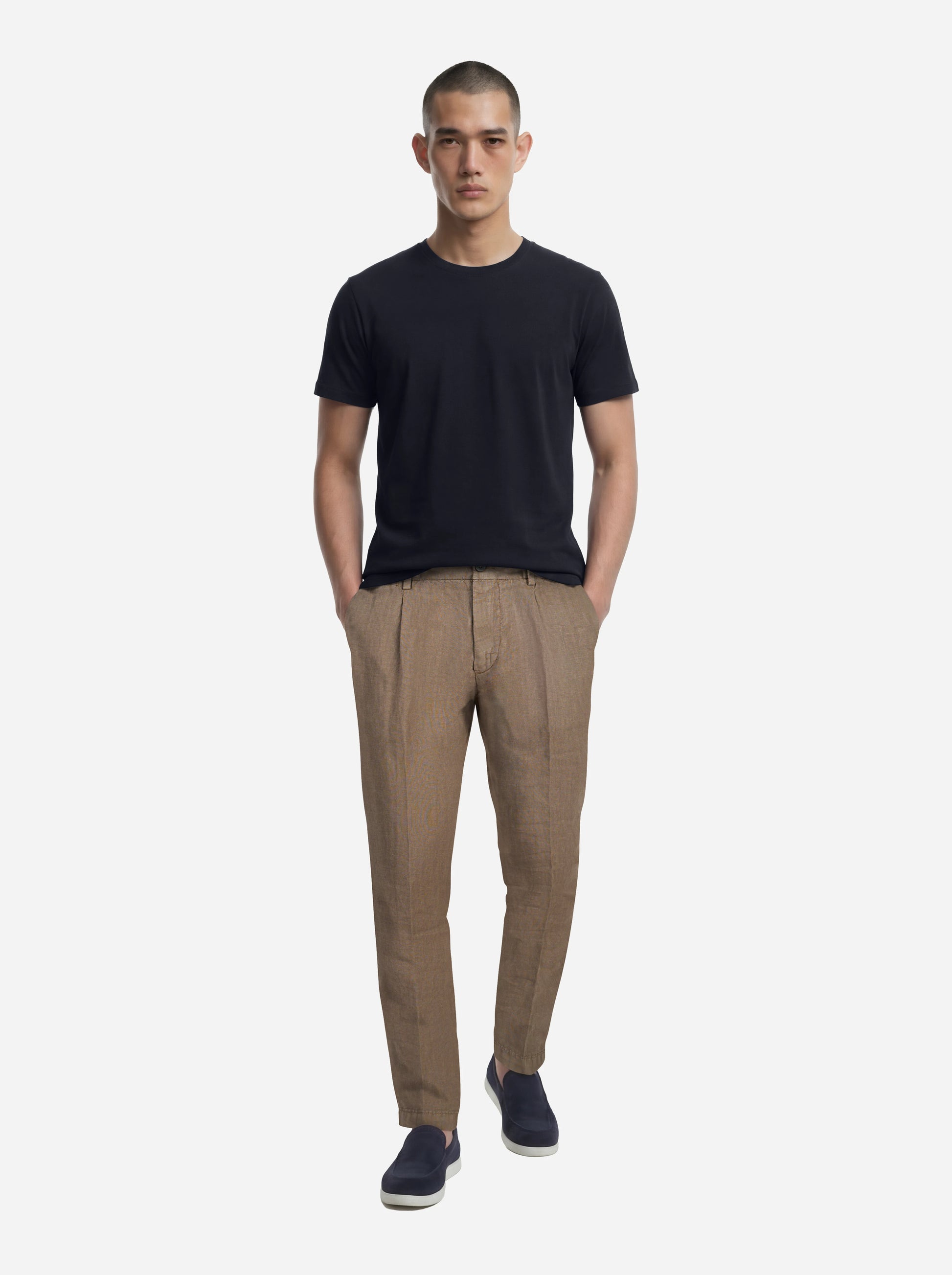 Pantalone con elastico in vita in puro lino marrone