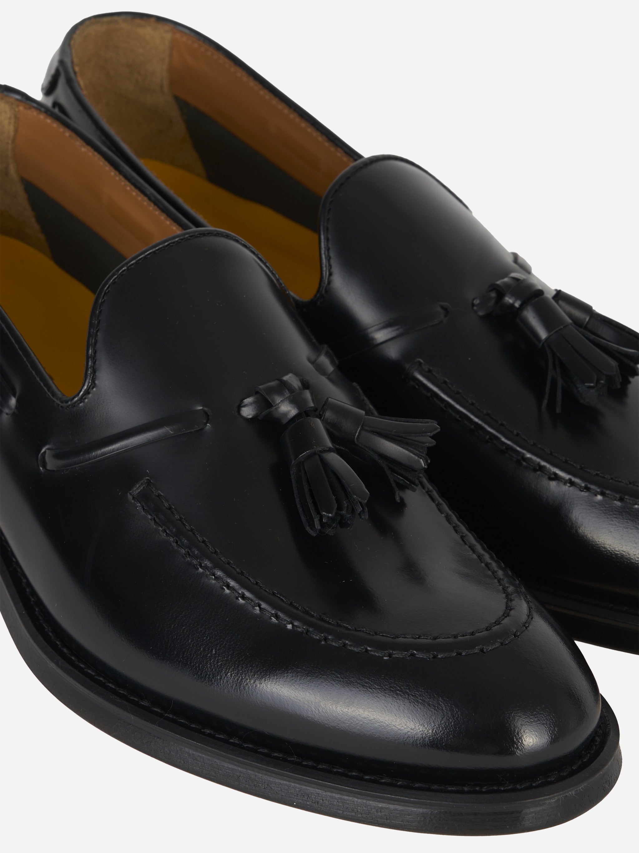 Mocassino in pelle con fondo cuoio Nero