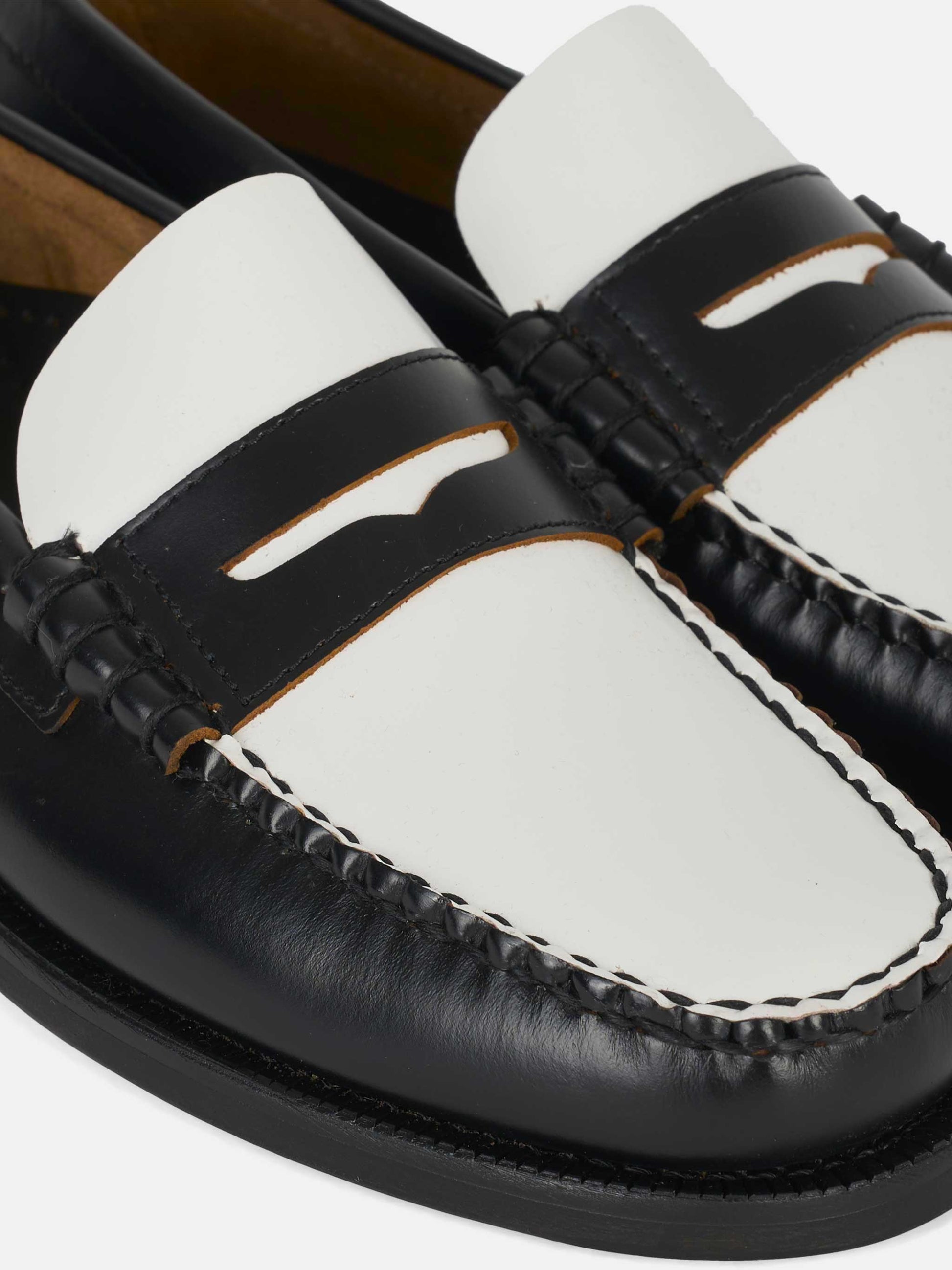 Mocassino Classic Dan in pelle Bianco e Nero