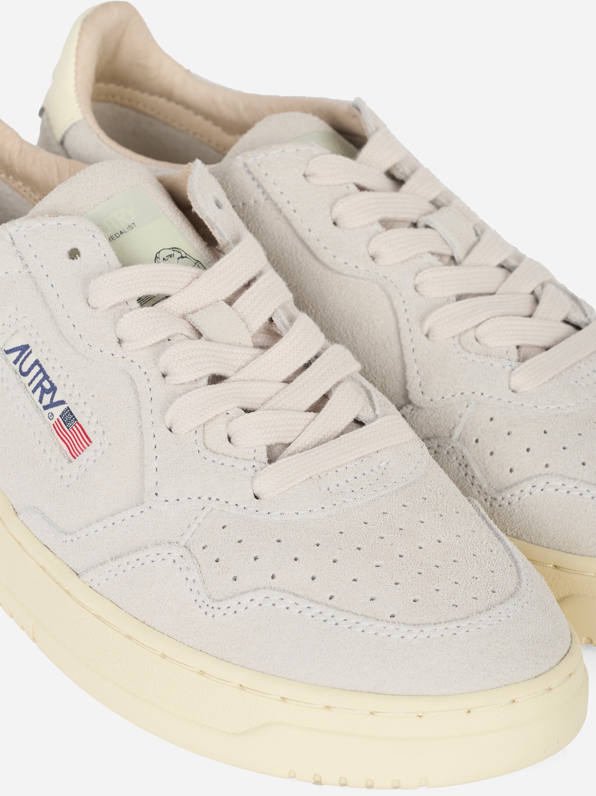 Sneakers Medalist Low in suede Grigio