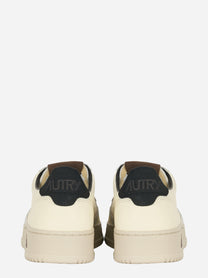 Sneakers Medalist Low in pelle con talloncino a contrasto nero