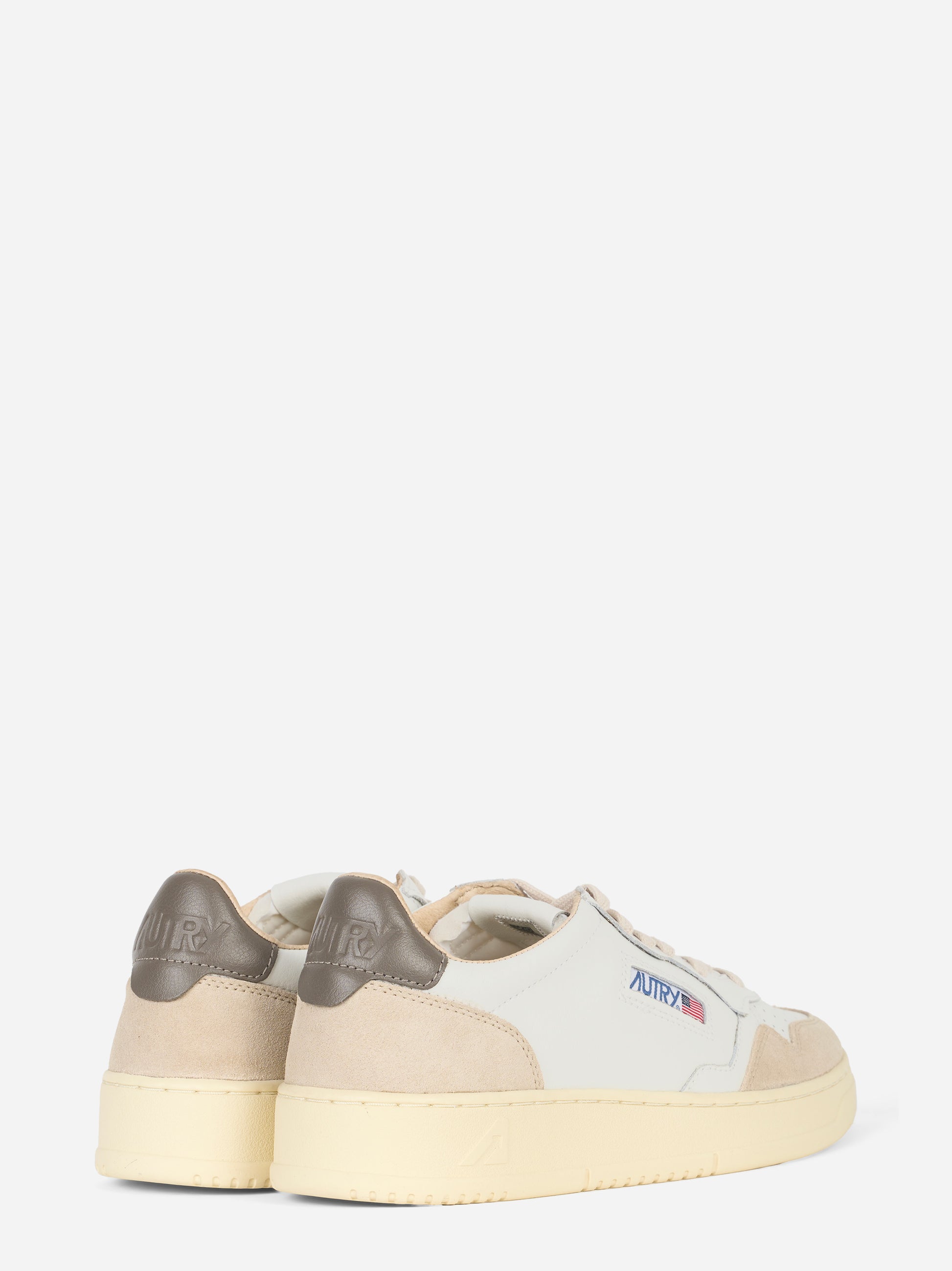 Sneakers Medalist Low in pelle bianca e e talloncino Marrone