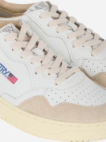 Sneakers Medalist Low in pelle bianca e e talloncino Marrone
