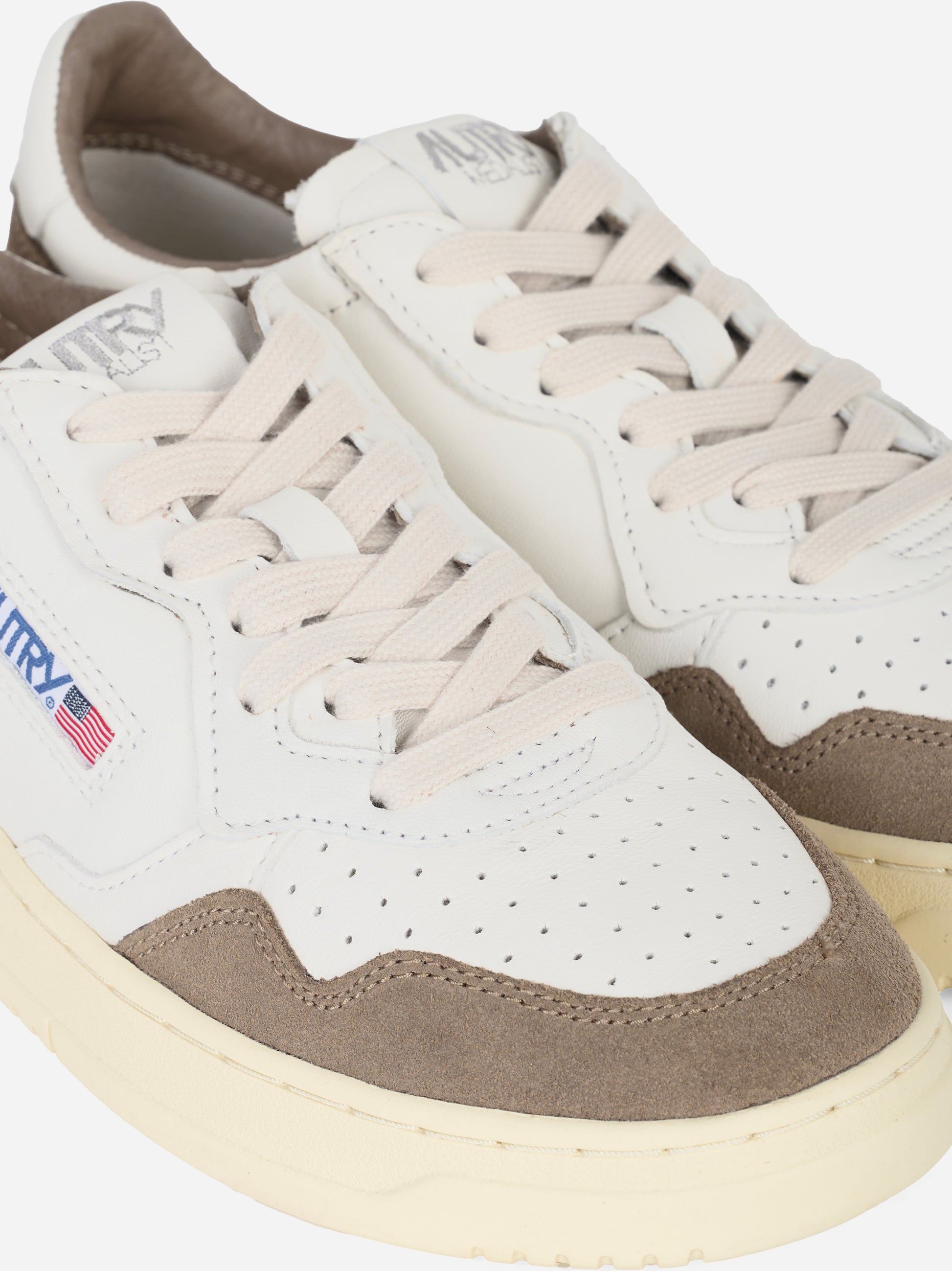Sneakers Medalist Low in pelle bianca e suede marrone