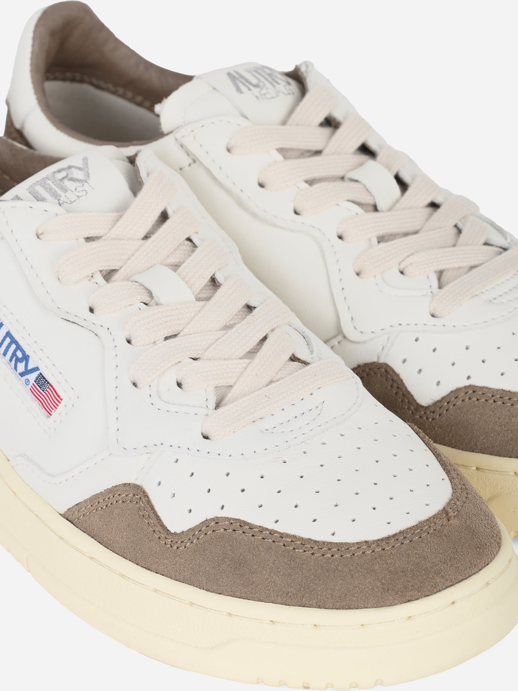 Sneakers Medalist Low in pelle bianca e suede marrone