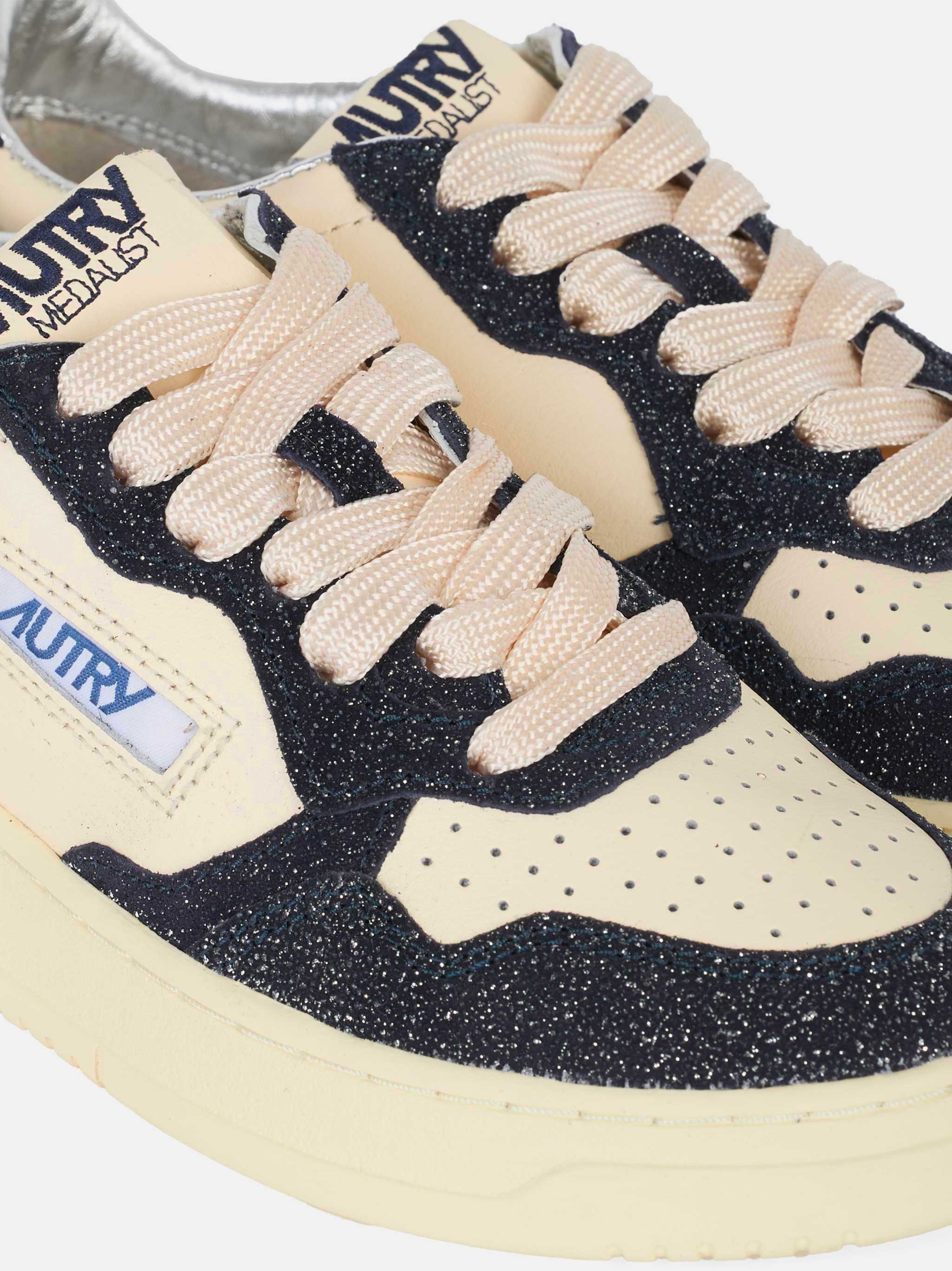 Sneakers medalist low in pelle bianca e glitter Blu