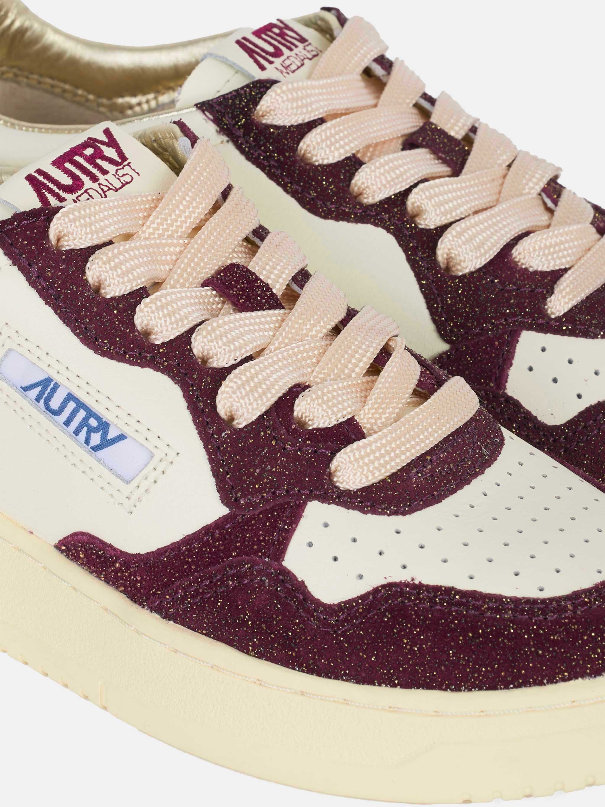 Sneakers medalist low in pelle bianca e glitter bordeaux