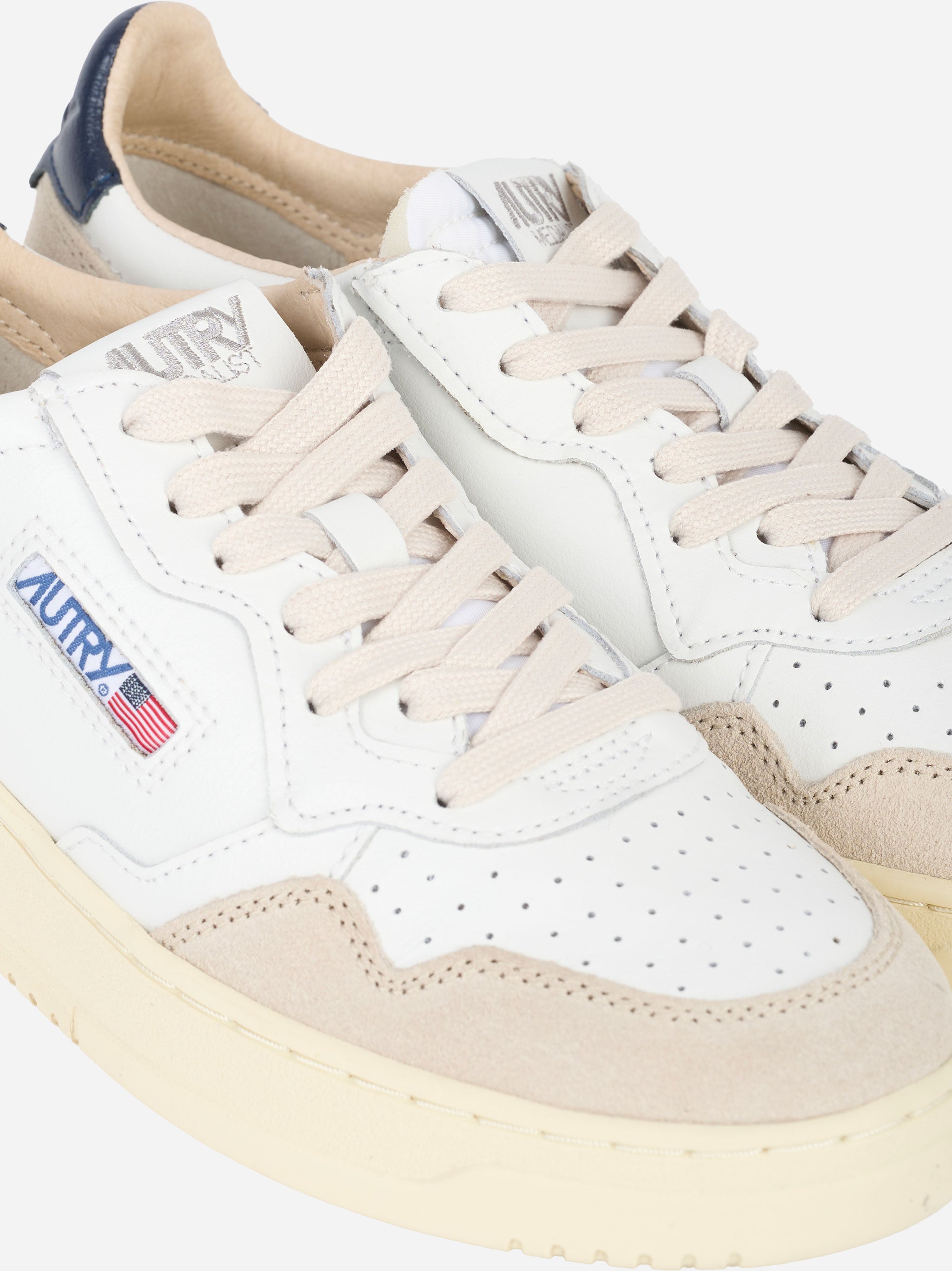 SNEAKERS MEDALIST LOW IN PELLE BIANCA E BLU E SUEDE BEIGE