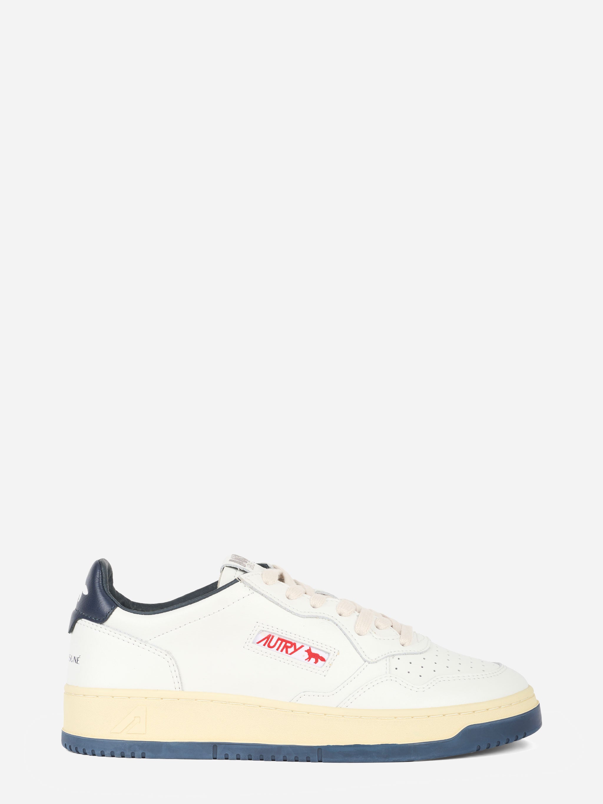 SNEAKERS MEDALIST LOW &#39;MAISON KITSUNÉ&#39; IN PELLE BIANCA E BLU