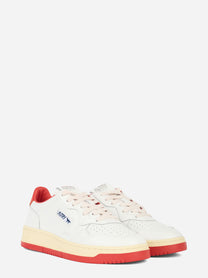 SNEAKERS MEDALIST LOW &#39;MAISON KITSUNÉ&#39; IN PELLE BIANCA E RED CLAY