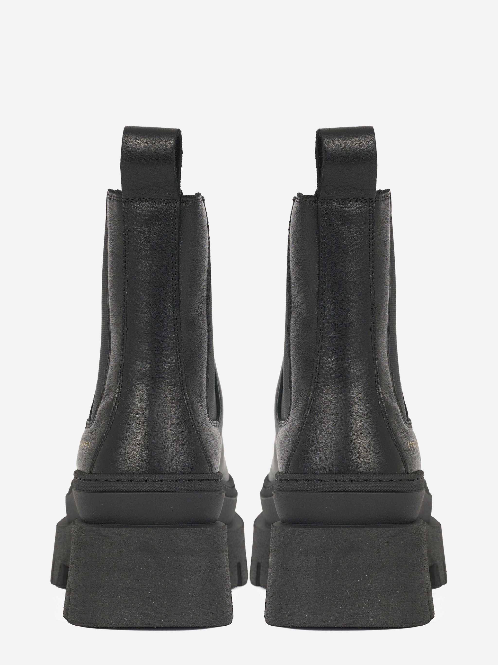 Chelsea boot con doppia suola in pelle nera