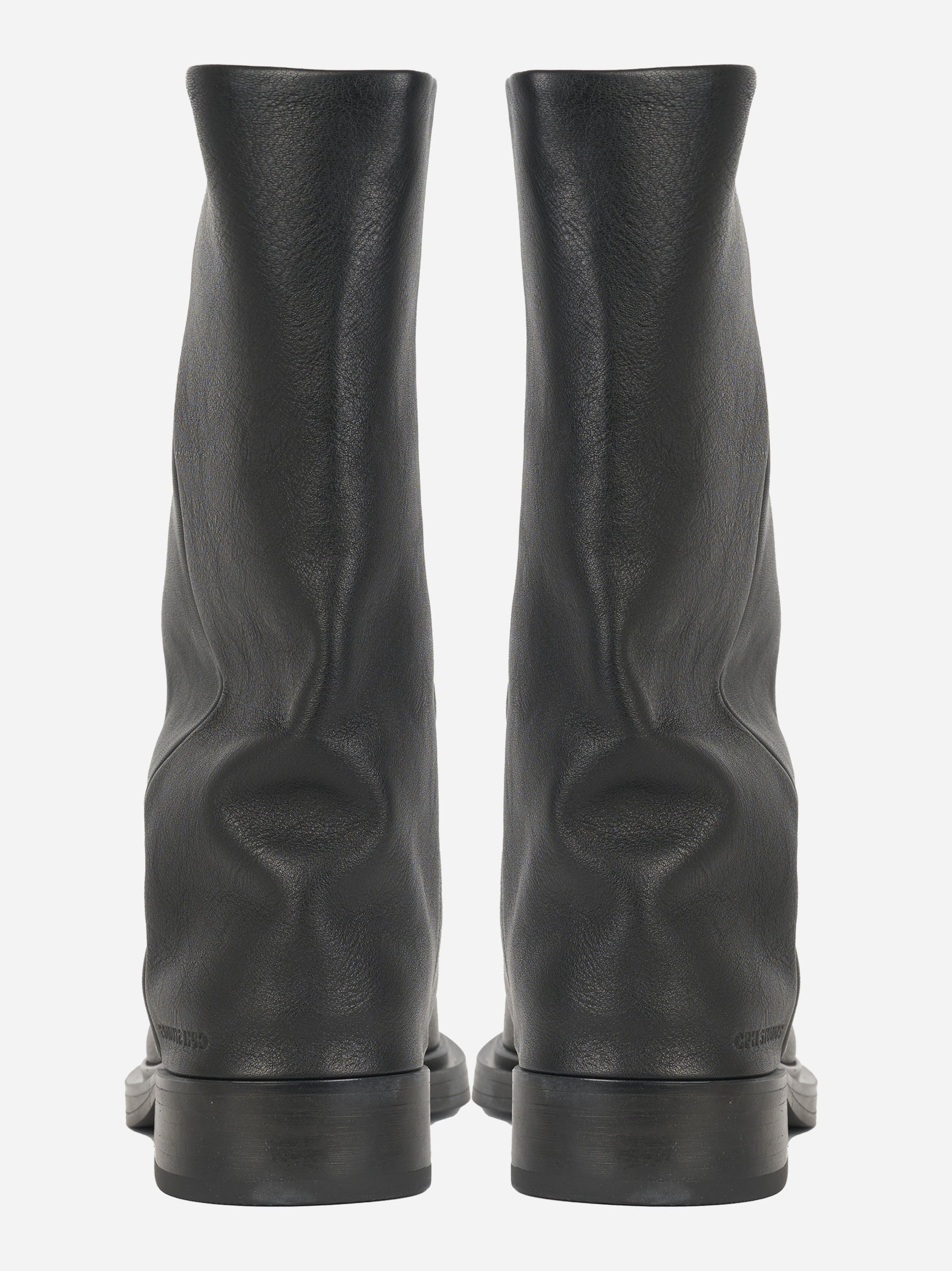 Stivale in pelle nero con gambale oversize