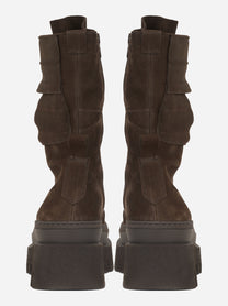 Anfibio in nabuk marrone