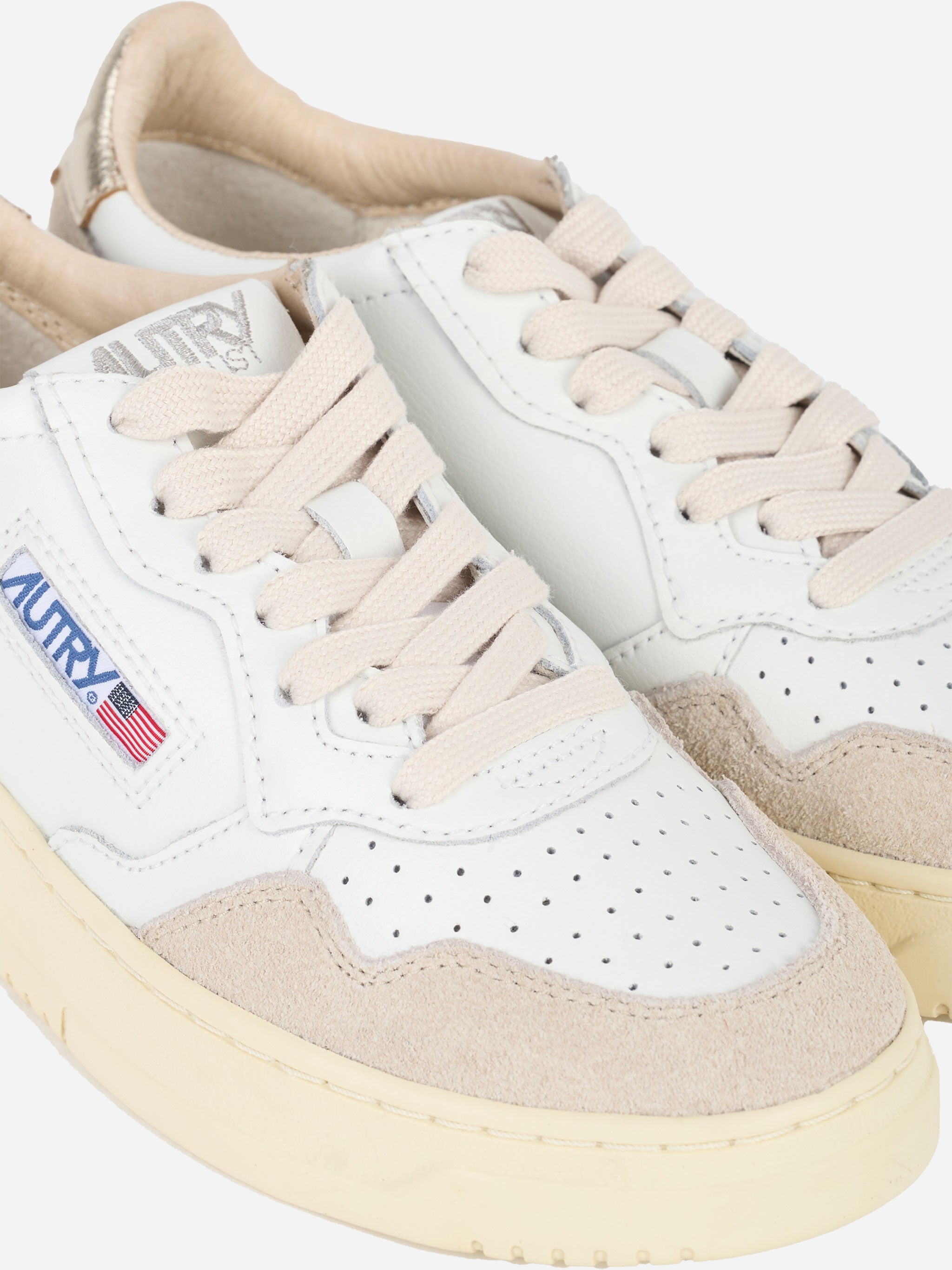 SNEAKERS MEDALIST LOW IN PELLE E SUEDE BIANCA E ORO