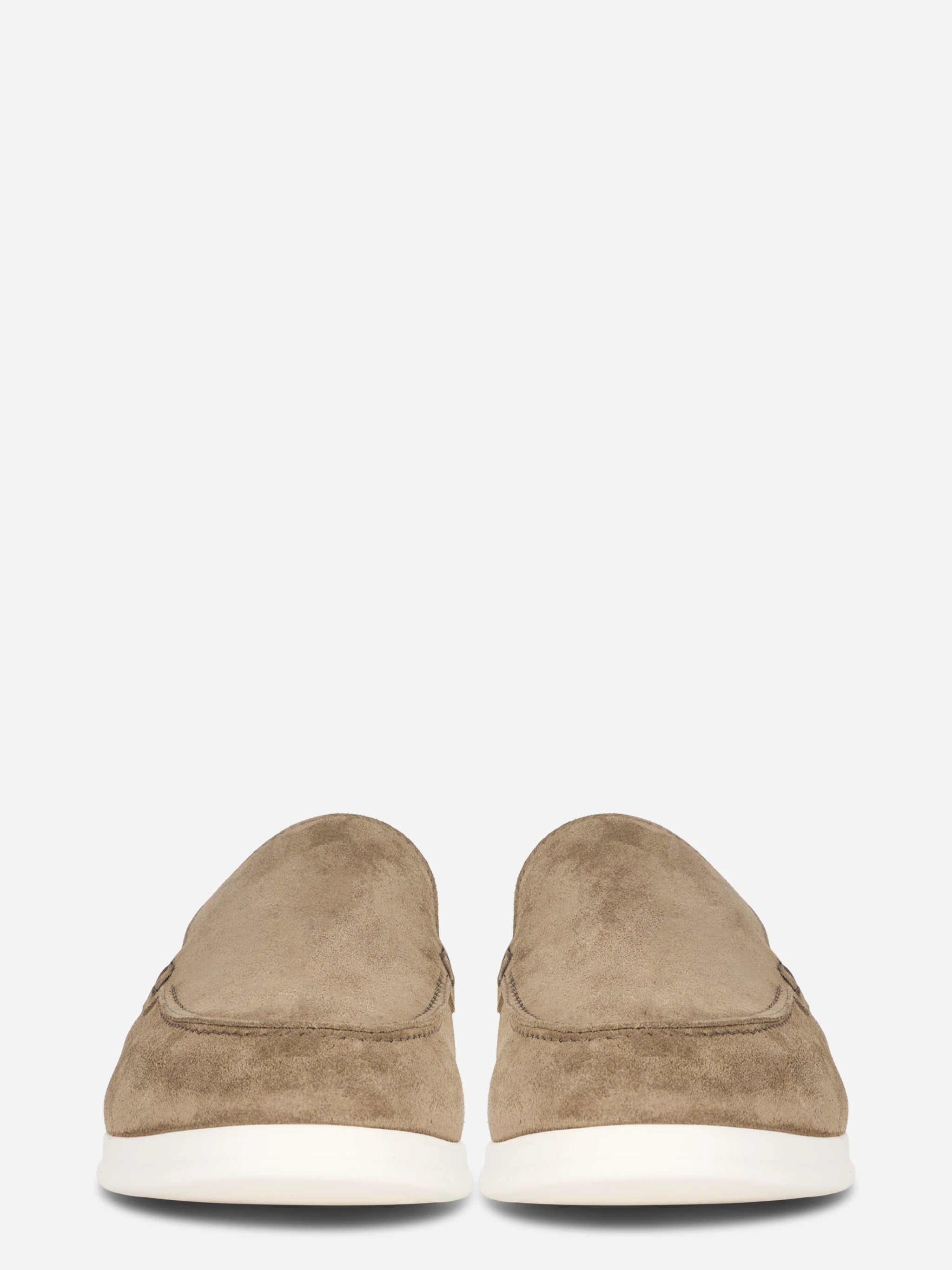 Mocassino in camoscio beige con fondo gomma