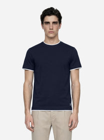 T-shirt in cotone blu con colletto a contrasto