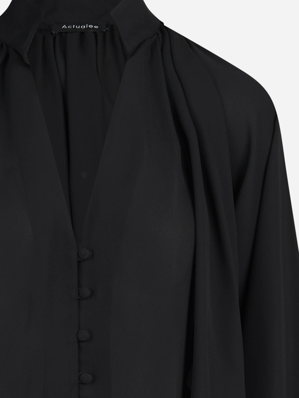 Camicia corta con maniche a volant nera - dettaglio del prodotto