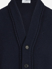 Cardigan in cashmere con collo sciallato blu - dettaglio del capo