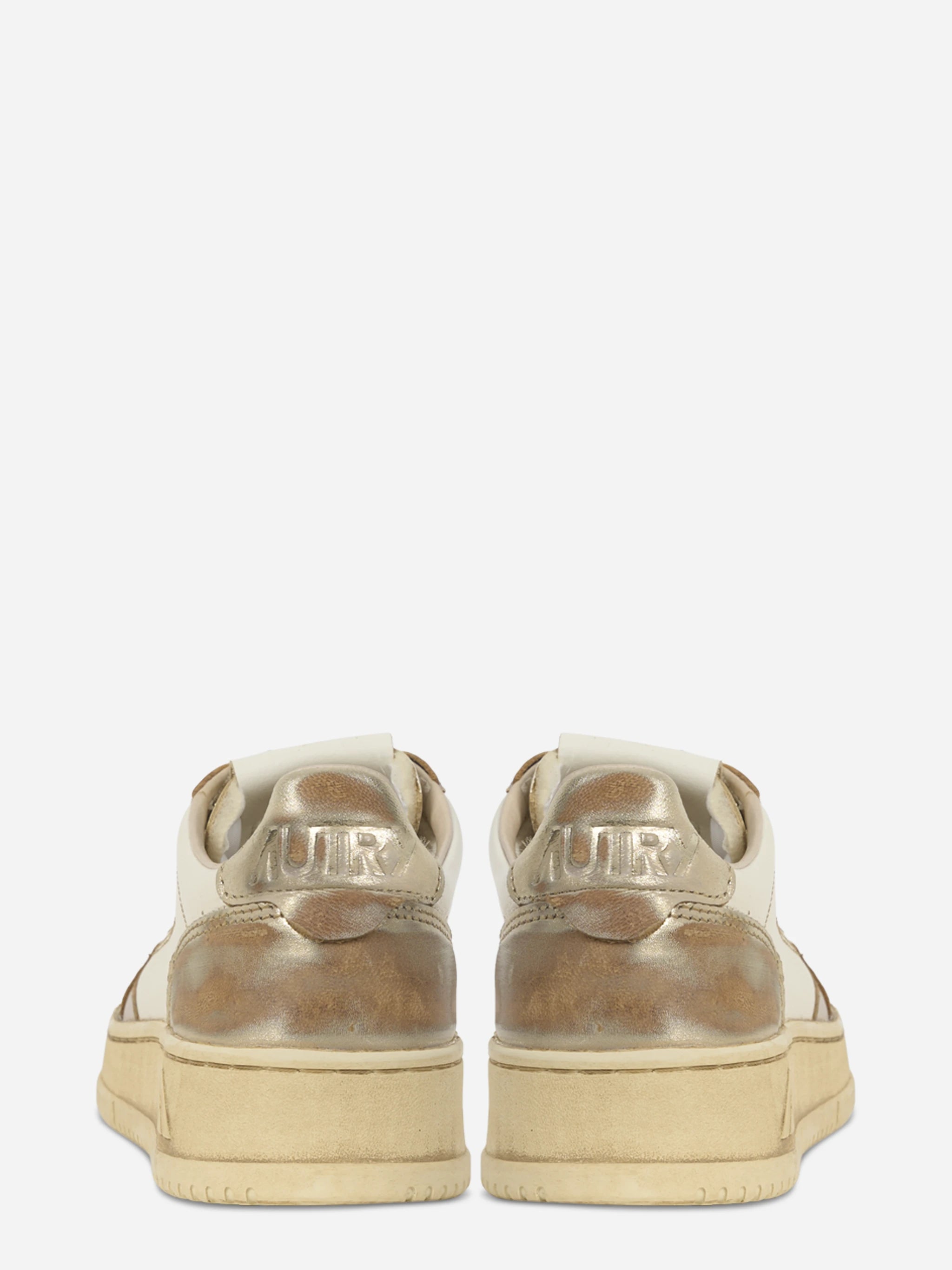 SNEAKERS MEDALIST LOW SUPER VINTAGE IN PELLE PLATINO E ARGENTO