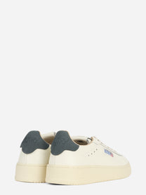 Sneaker Dallas Low in pelle nera - dettaglio della suola