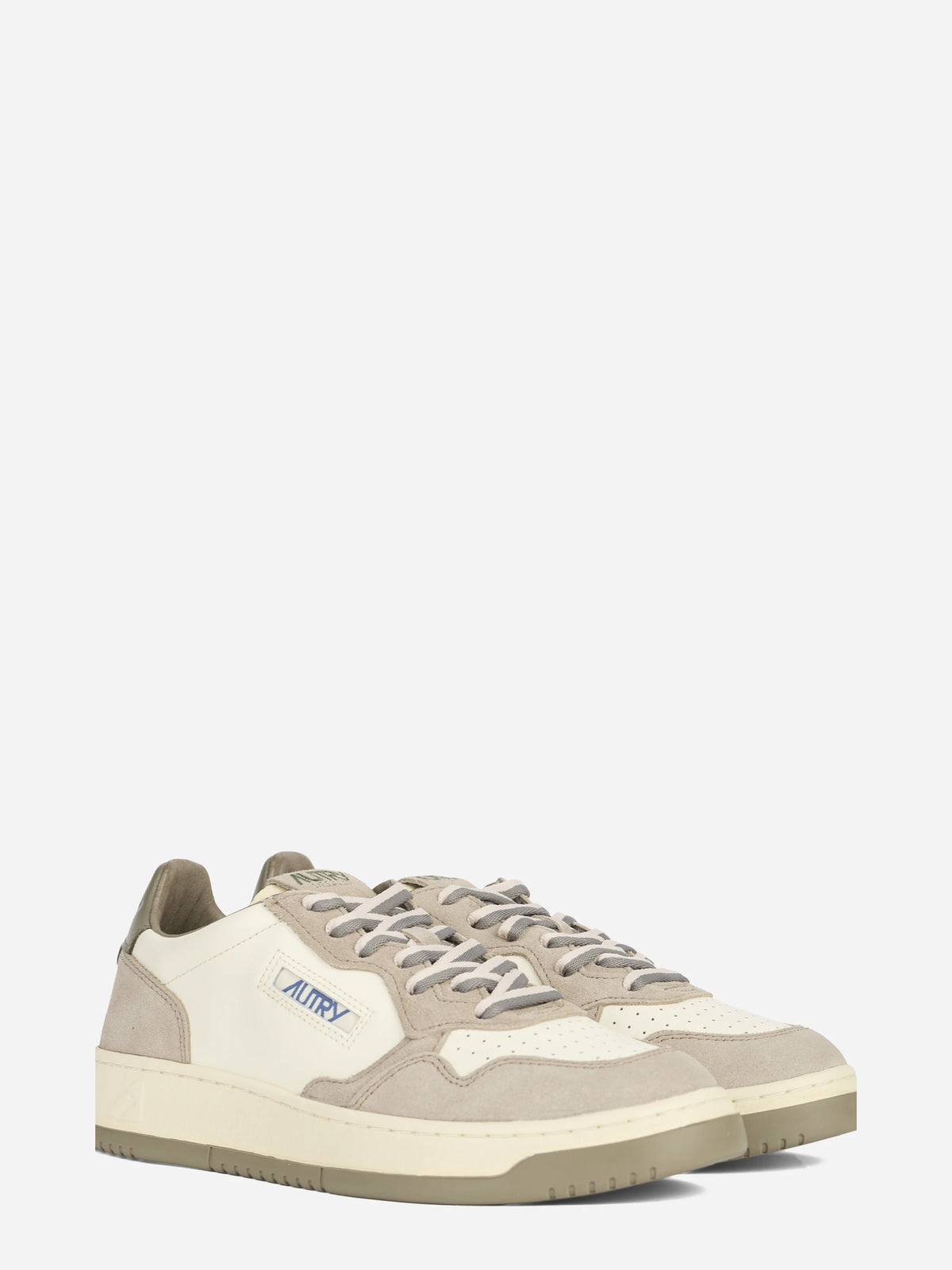 Sneaker Medalist Low in pelle e suede beige - vista tre quarti