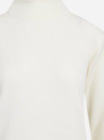 Dolcevita oversize in lana bianco - dettaglio del prodotto