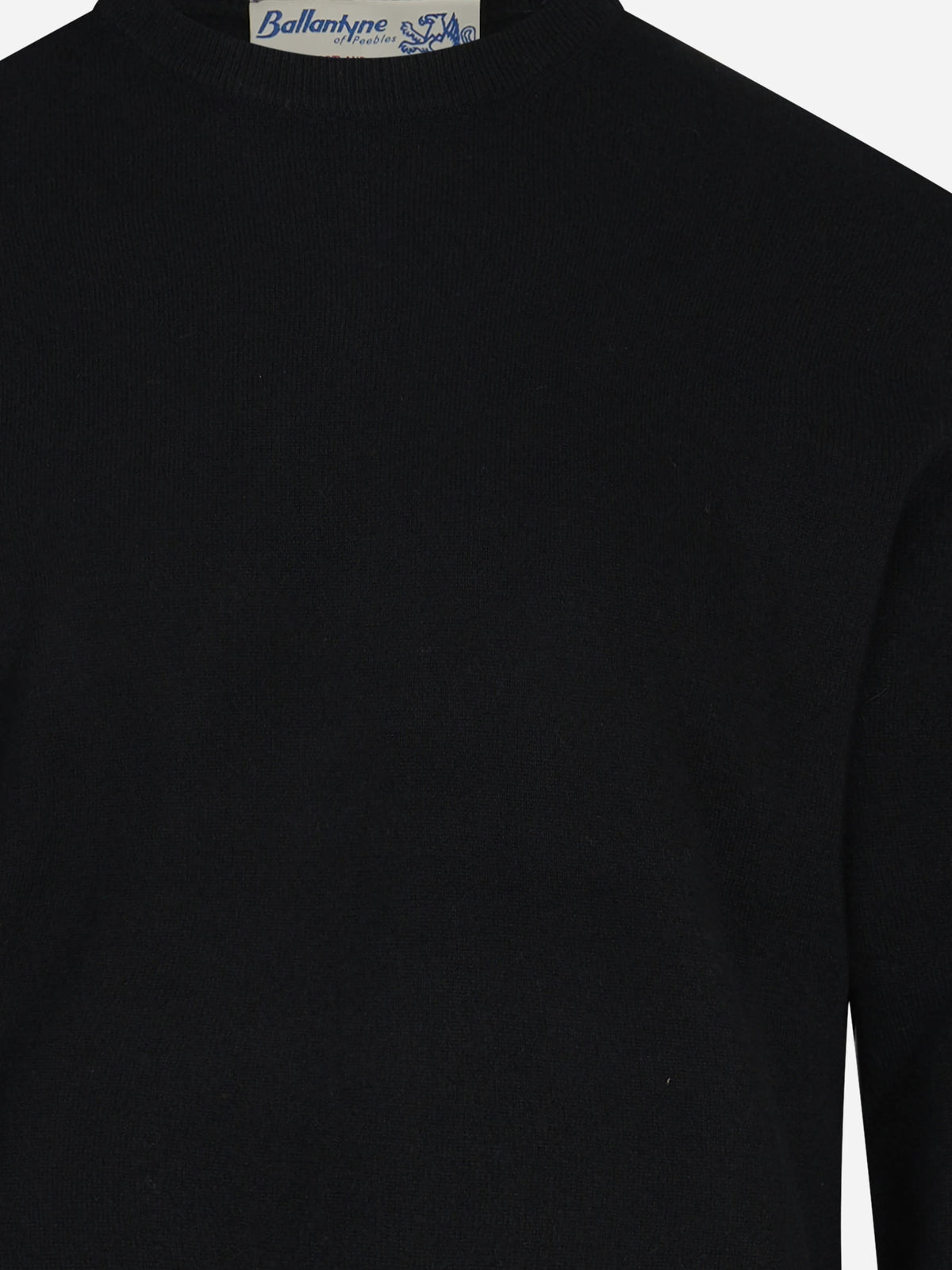 Maglia girocollo in cashmere nero - dettaglio