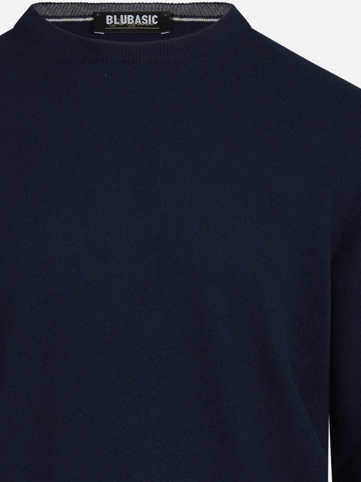Maglia girocollo in cashmere blu - dettaglio del prodotto