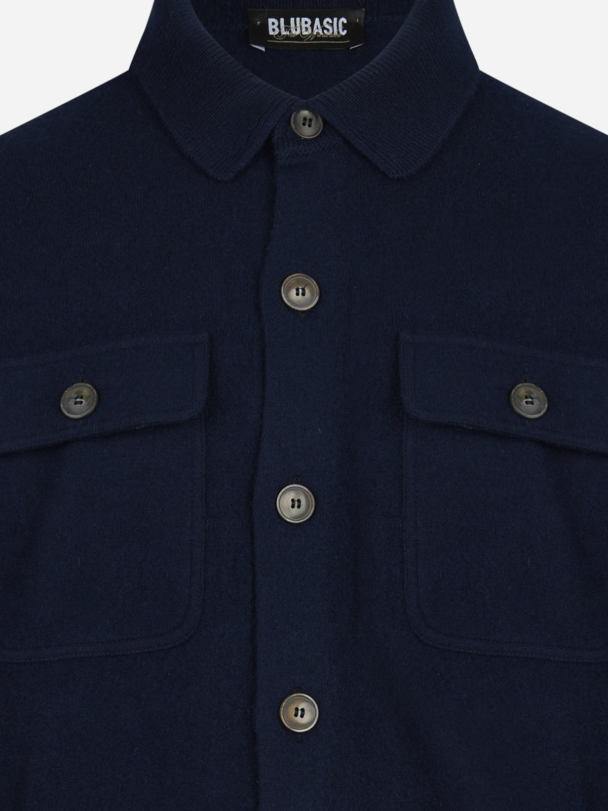Camicia in cashmere con tasche blu - dettaglio