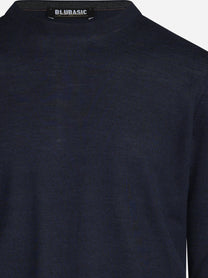 Maglia girocollo in lana e seta blu - dettaglio del prodotto